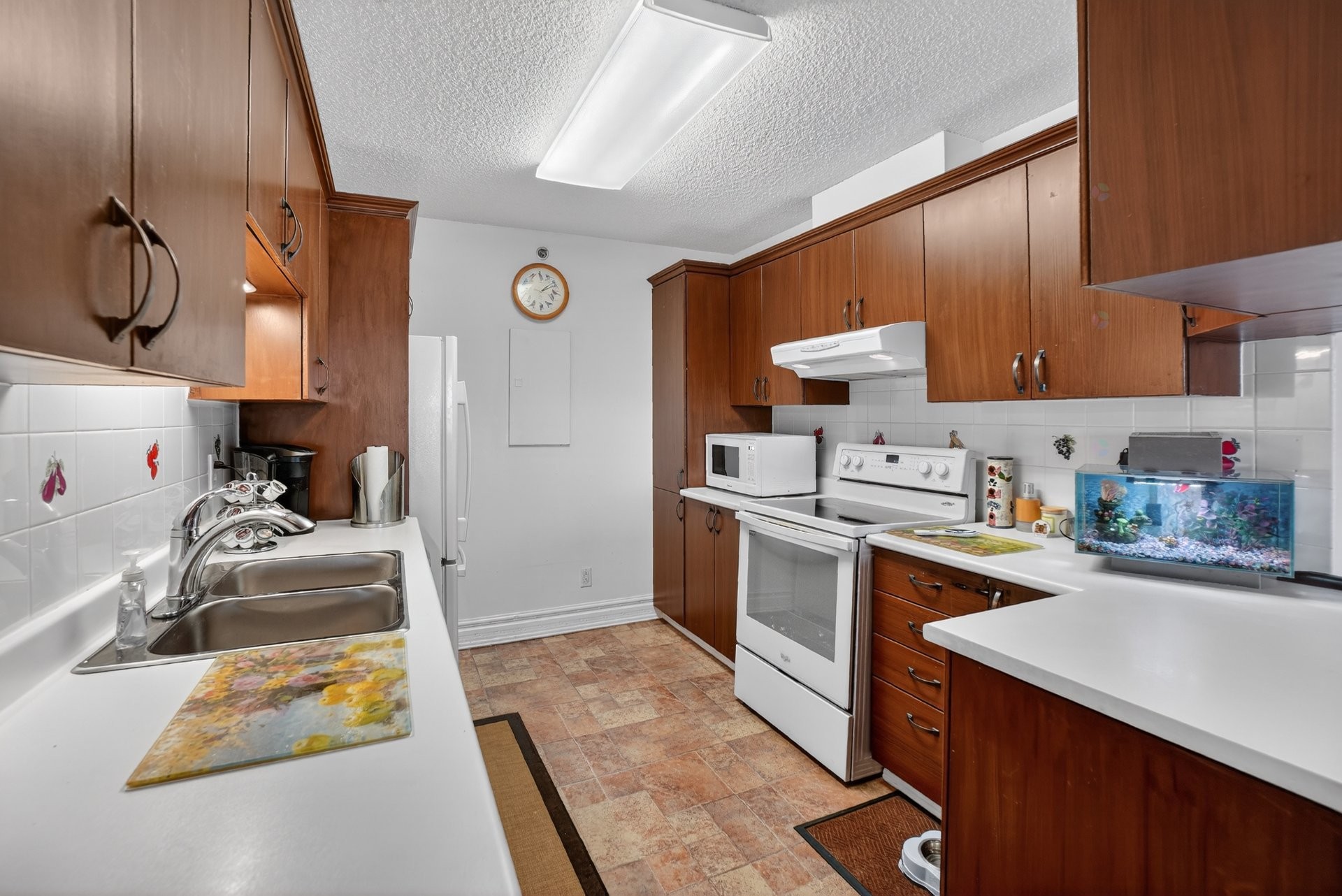 









160


Ch. de la Rive-Boisée

, 702,
Montréal (Pierrefonds-Roxboro),




QC
H8Z3L2

