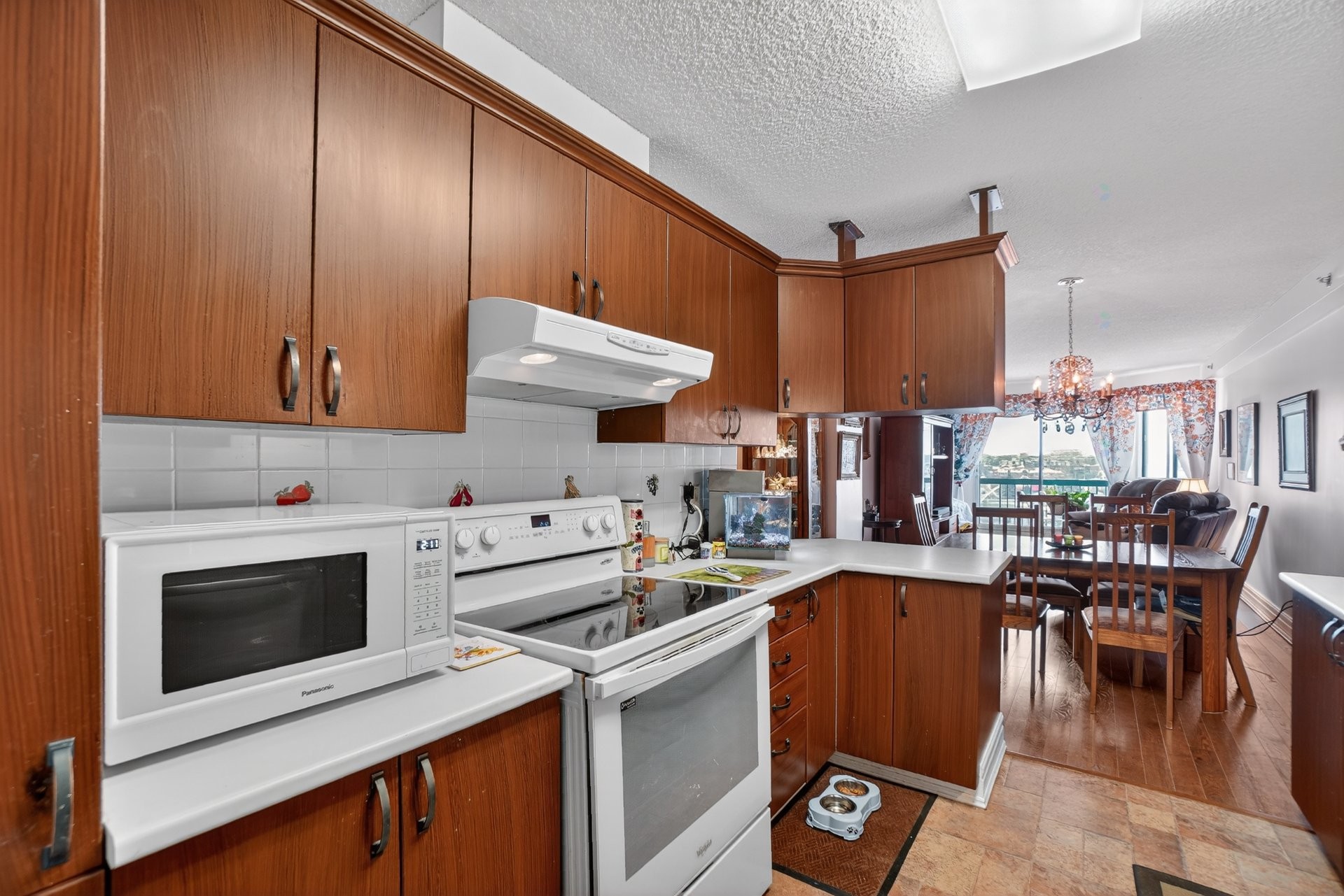 









160


Ch. de la Rive-Boisée

, 702,
Montréal (Pierrefonds-Roxboro),




QC
H8Z3L2

