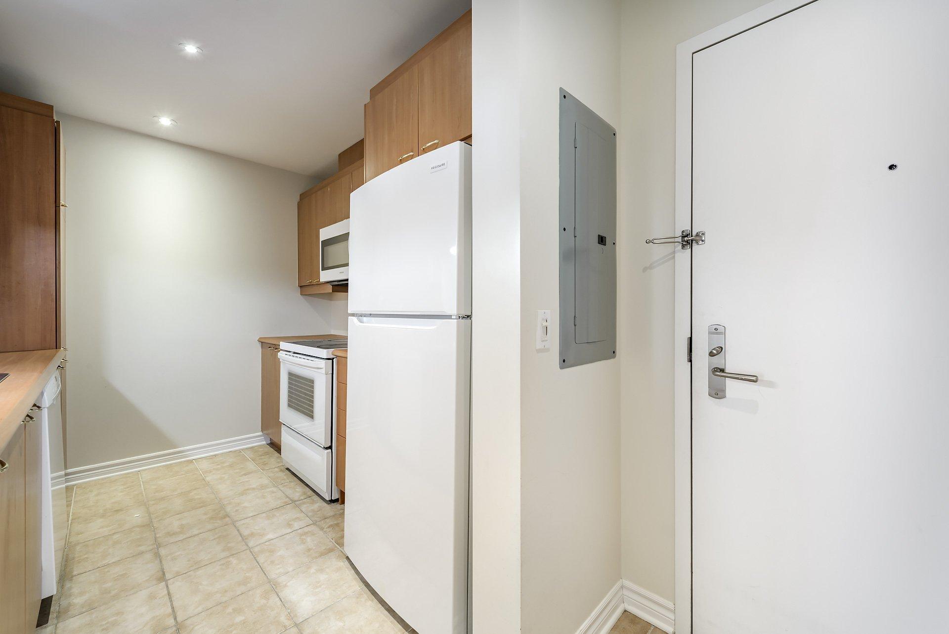 









2


Place des Jardins-des-Vosges

, 219,
Montréal (Verdun/Île-des-Soeurs),




QC
H3E2B2

