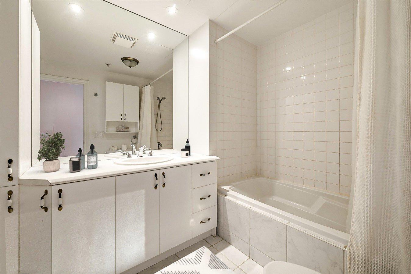 









2


Place des Jardins-des-Vosges

, 219,
Montréal (Verdun/Île-des-Soeurs),




QC
H3E2B2

