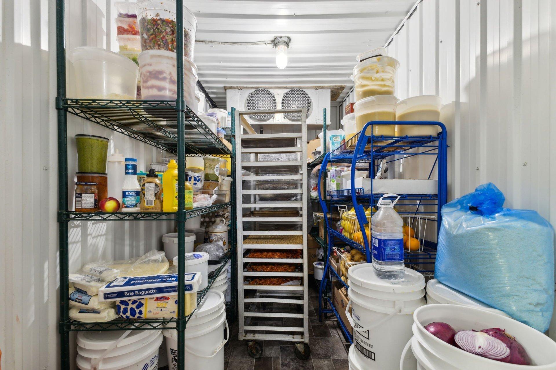 









53


Boul. St-Joseph

,
Gatineau (Hull),




QC
J8T7W3

