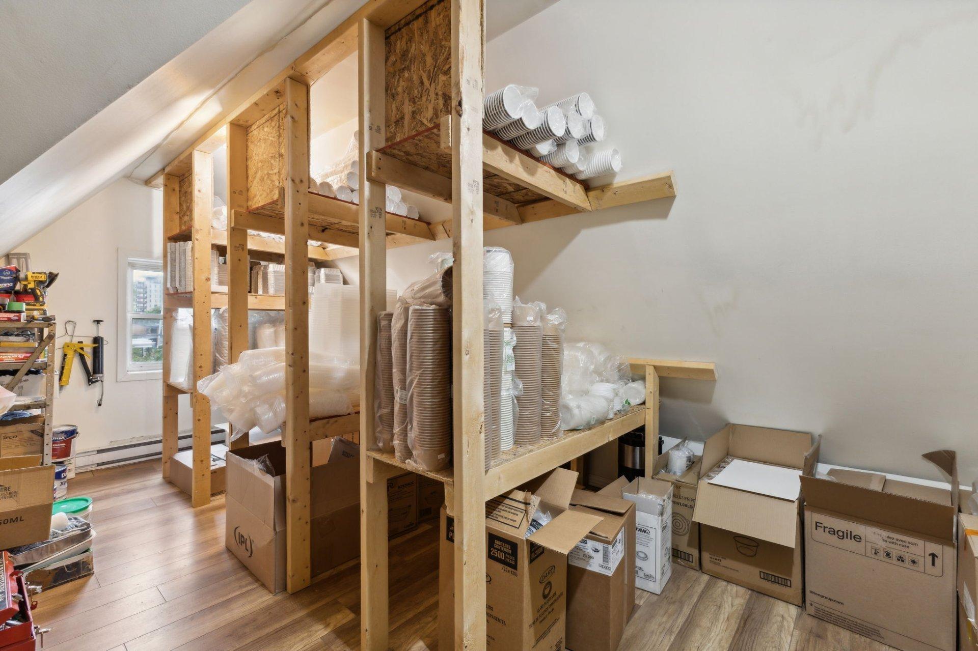 









53


Boul. St-Joseph

,
Gatineau (Hull),




QC
J8T7W3

