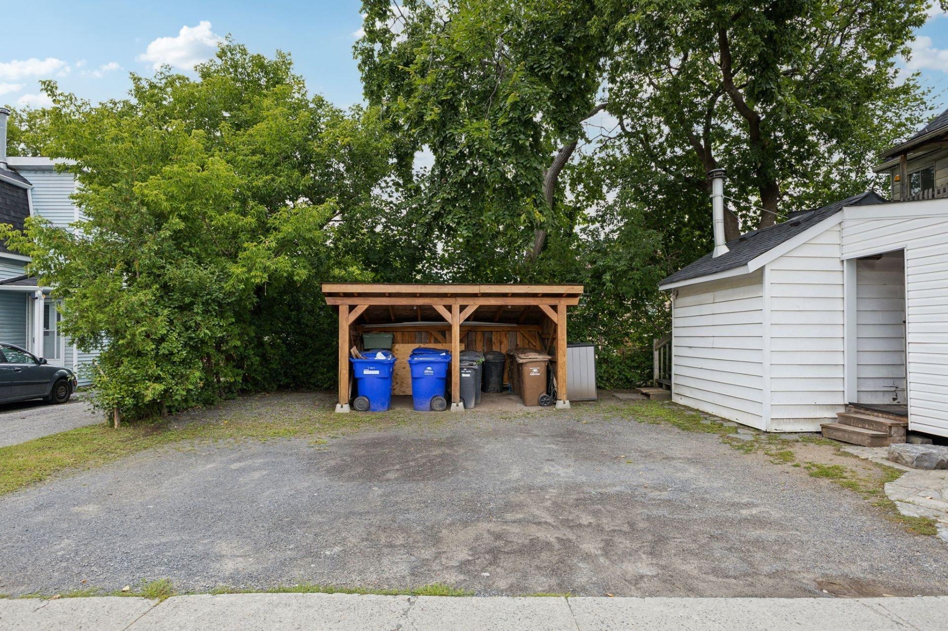 









53


Boul. St-Joseph

,
Gatineau (Hull),




QC
J8T7W3

