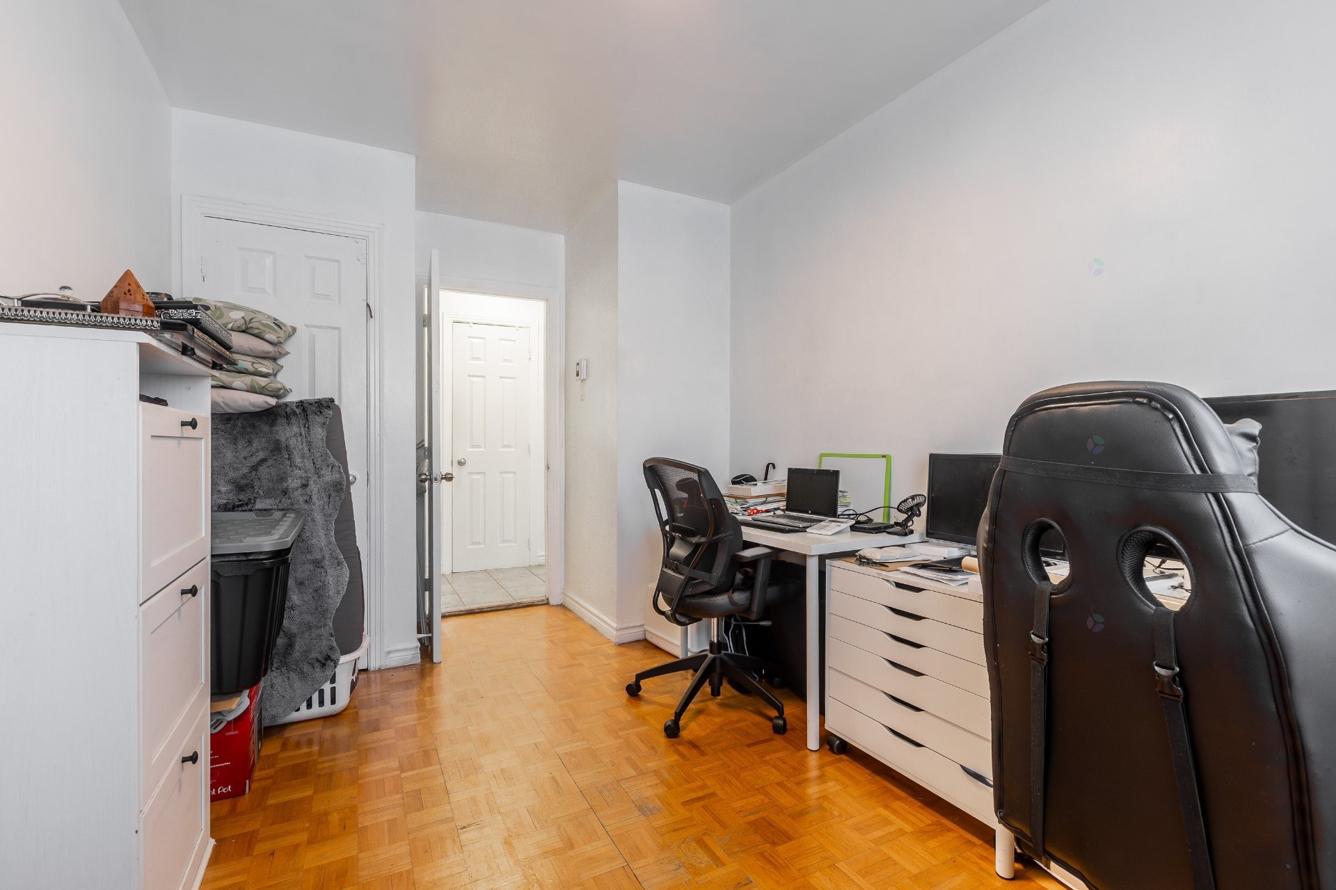 









7139

 - 7141


Boul. Lacordaire

,
Montréal (Saint-Léonard),




QC
H1S2A3

