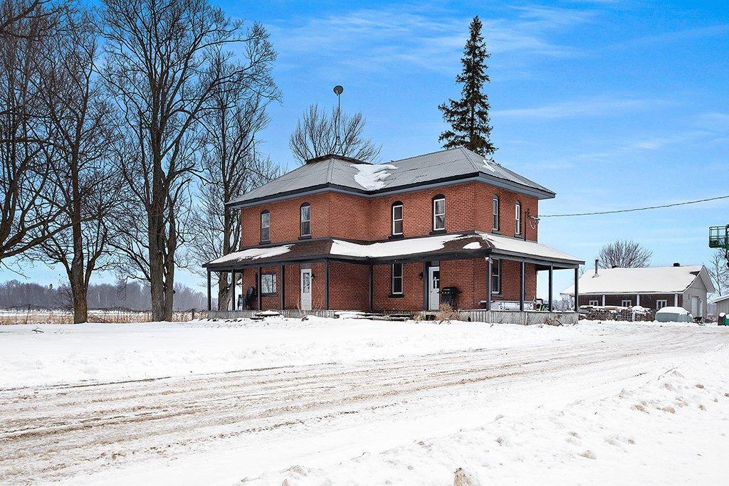 









38


Route 148

,
Bristol,




QC
J0X1G0

