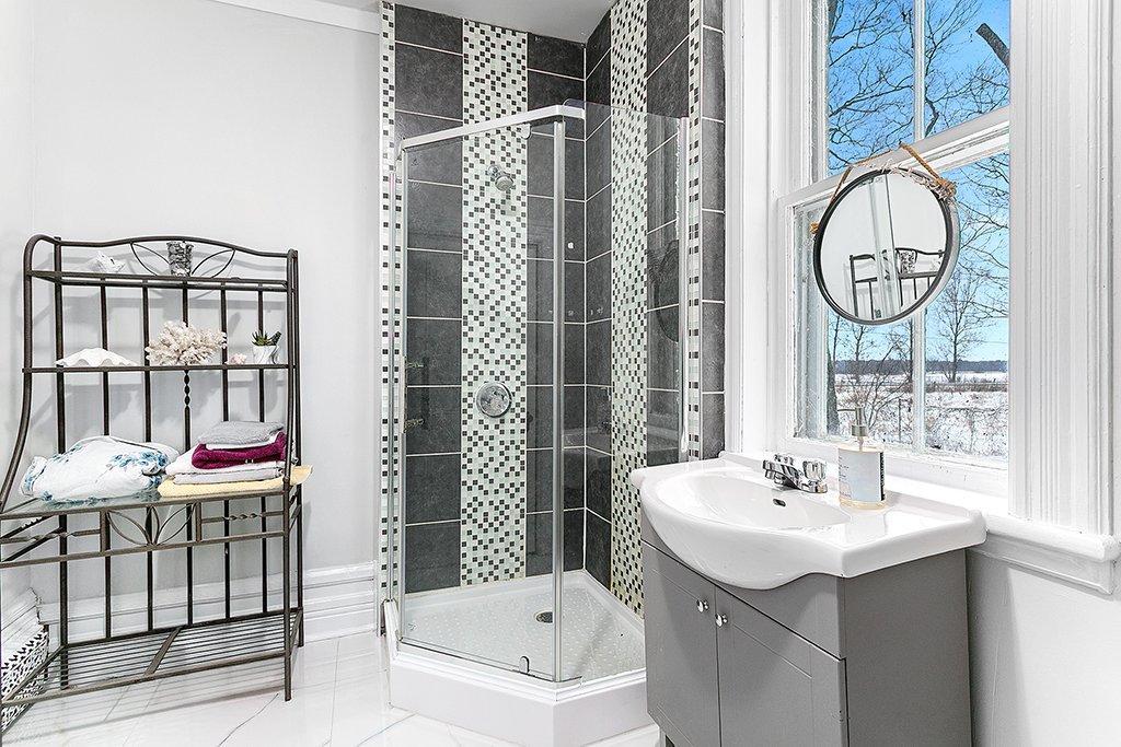 









38


Route 148

,
Bristol,




QC
J0X1G0

