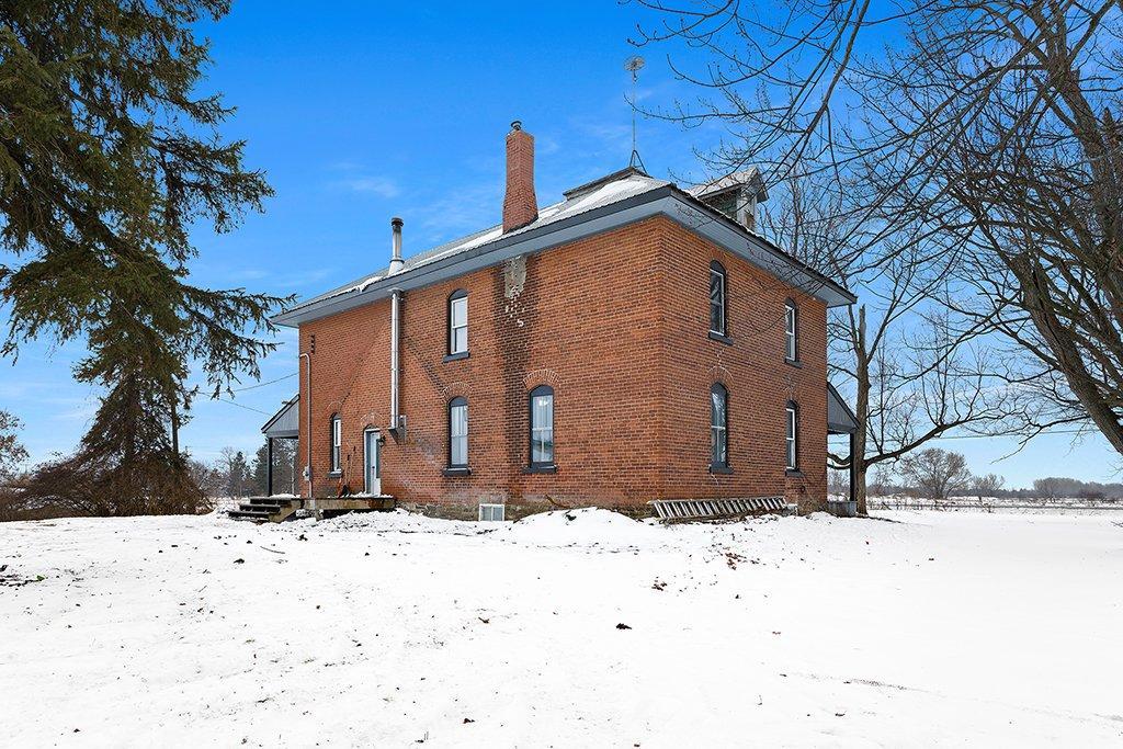 









38


Route 148

,
Bristol,




QC
J0X1G0

