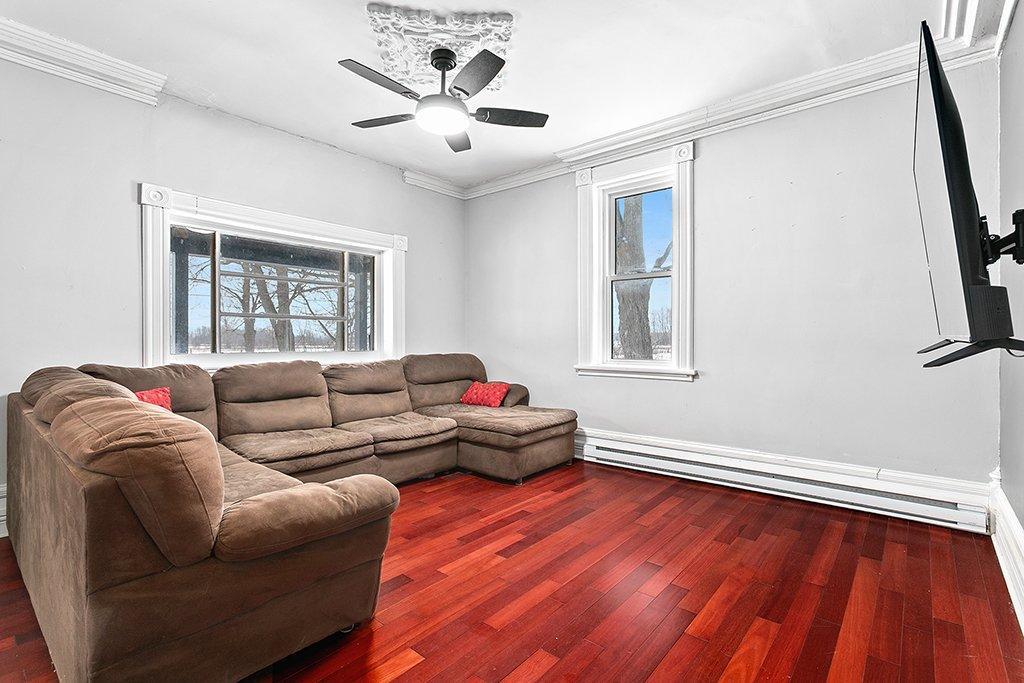 









38


Route 148

,
Bristol,




QC
J0X1G0

