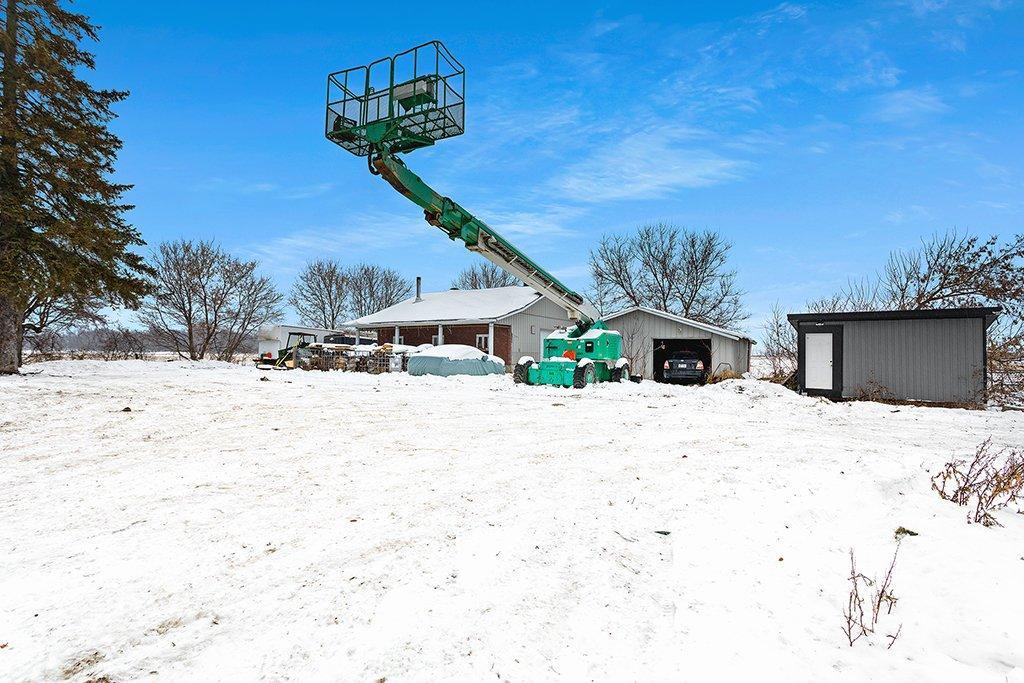 









38


Route 148

,
Bristol,




QC
J0X1G0

