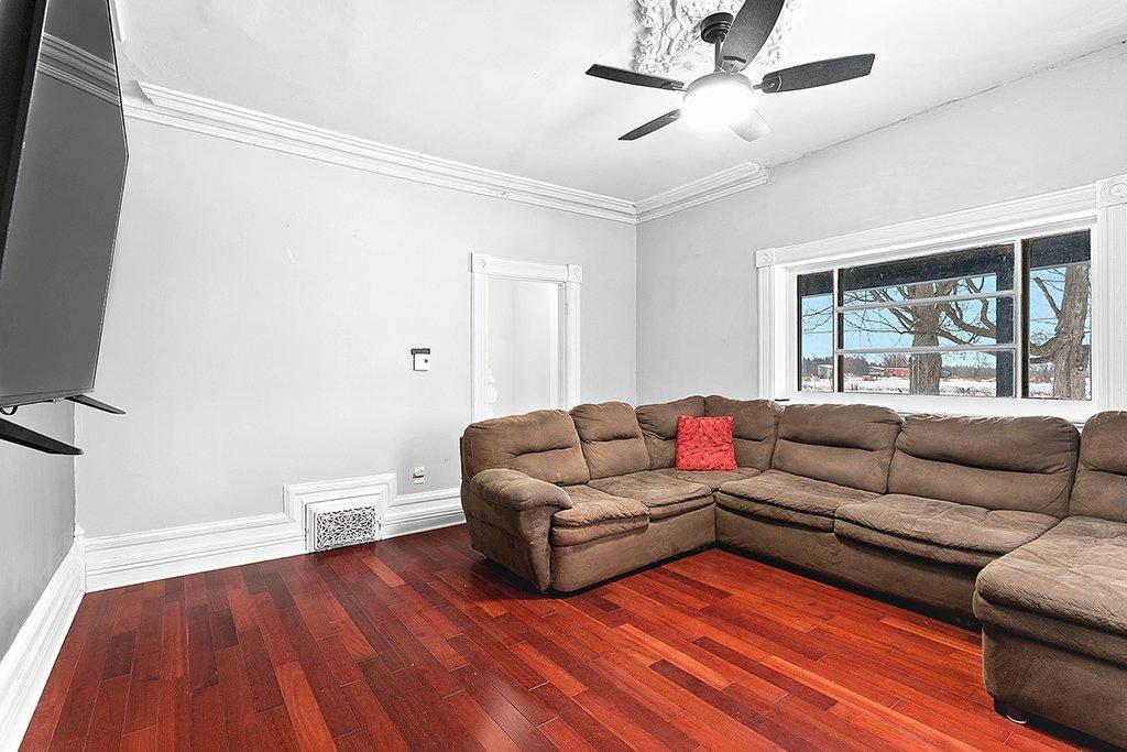 









38


Route 148

,
Bristol,




QC
J0X1G0

