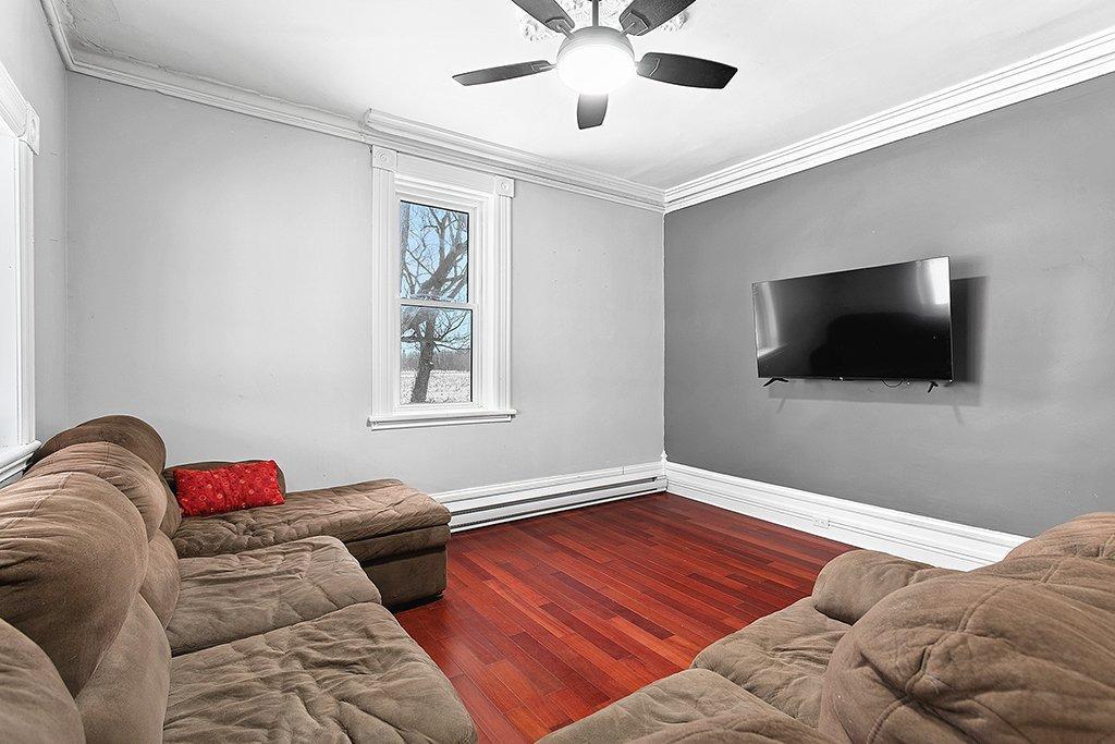 









38


Route 148

,
Bristol,




QC
J0X1G0

