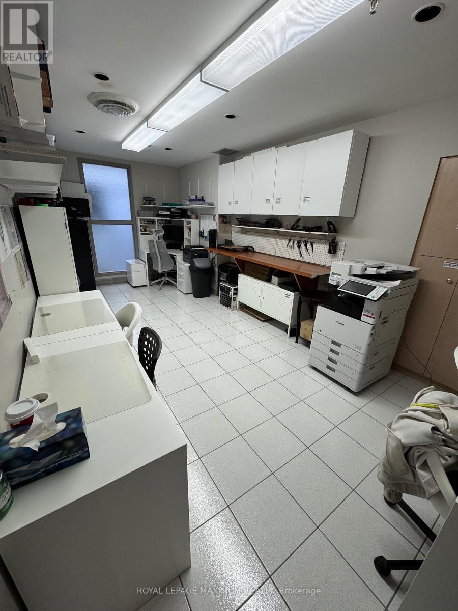 












18 - 67 RODINEA ROAD

,
Vaughan,




Ontario
L6A1R3

