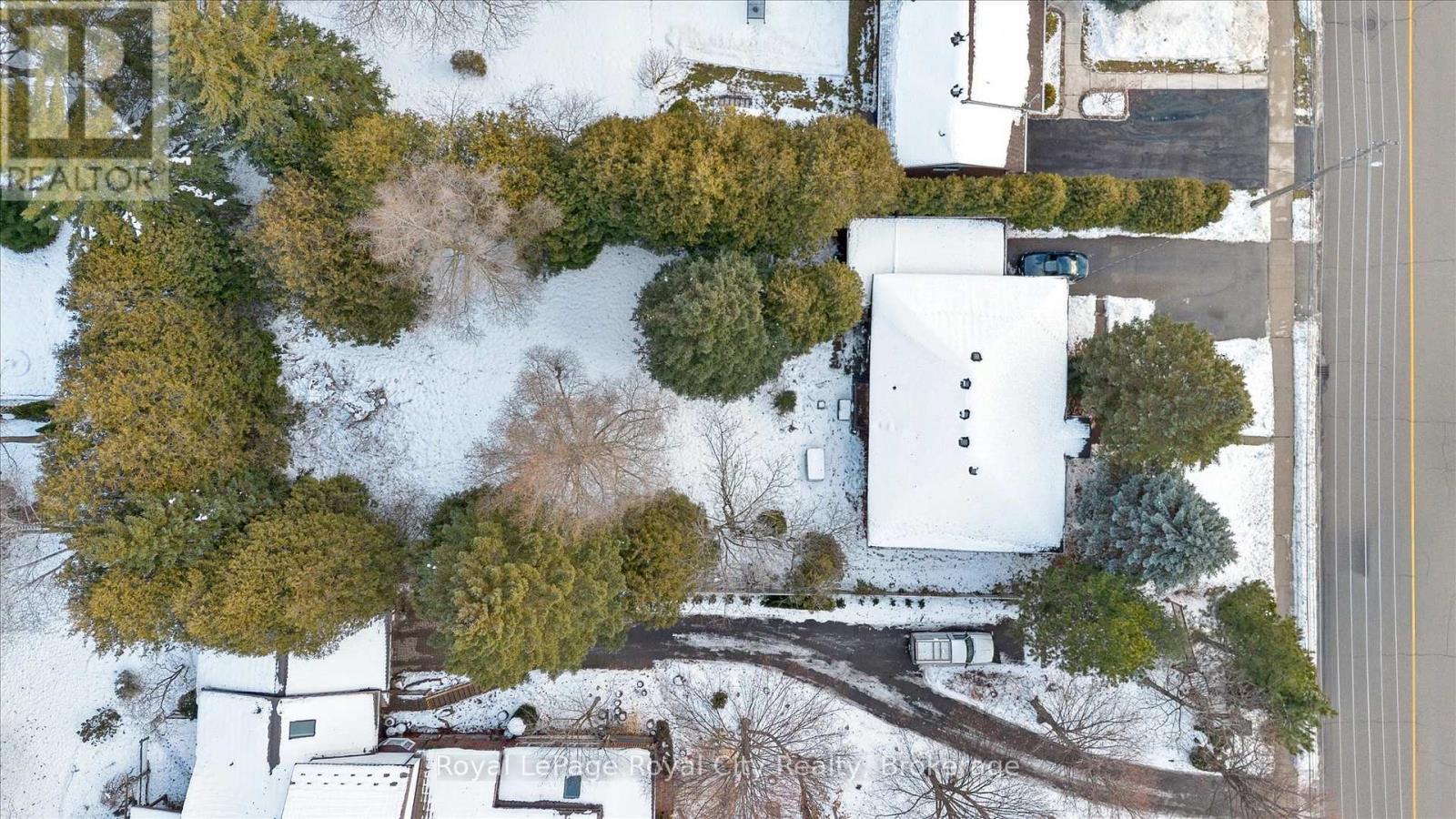 












107 WESTMOUNT ROAD

,
Guelph (Exhibition Park),




Ontario
N1H5J2

