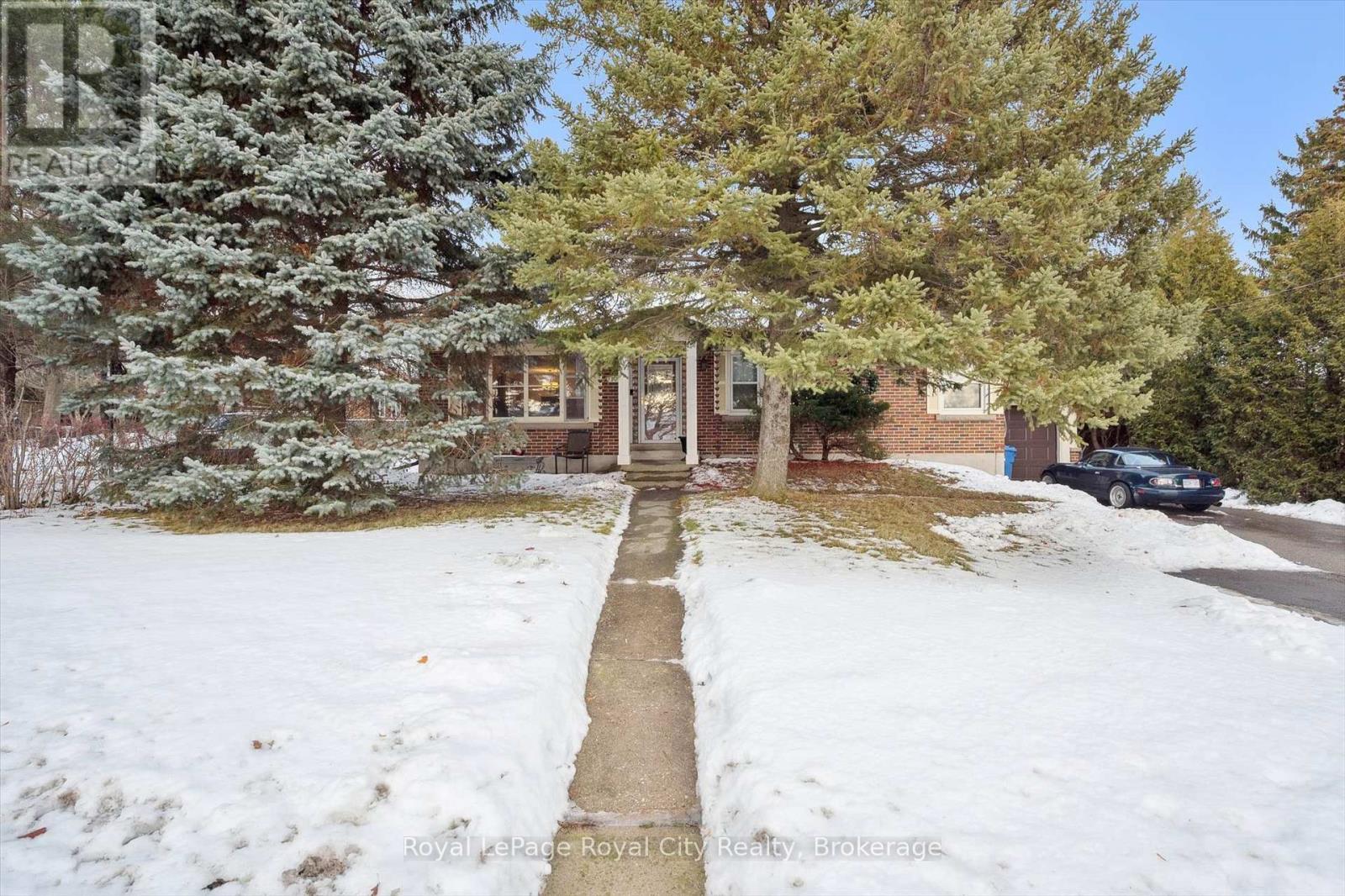 












107 WESTMOUNT ROAD

,
Guelph (Exhibition Park),




Ontario
N1H5J2

