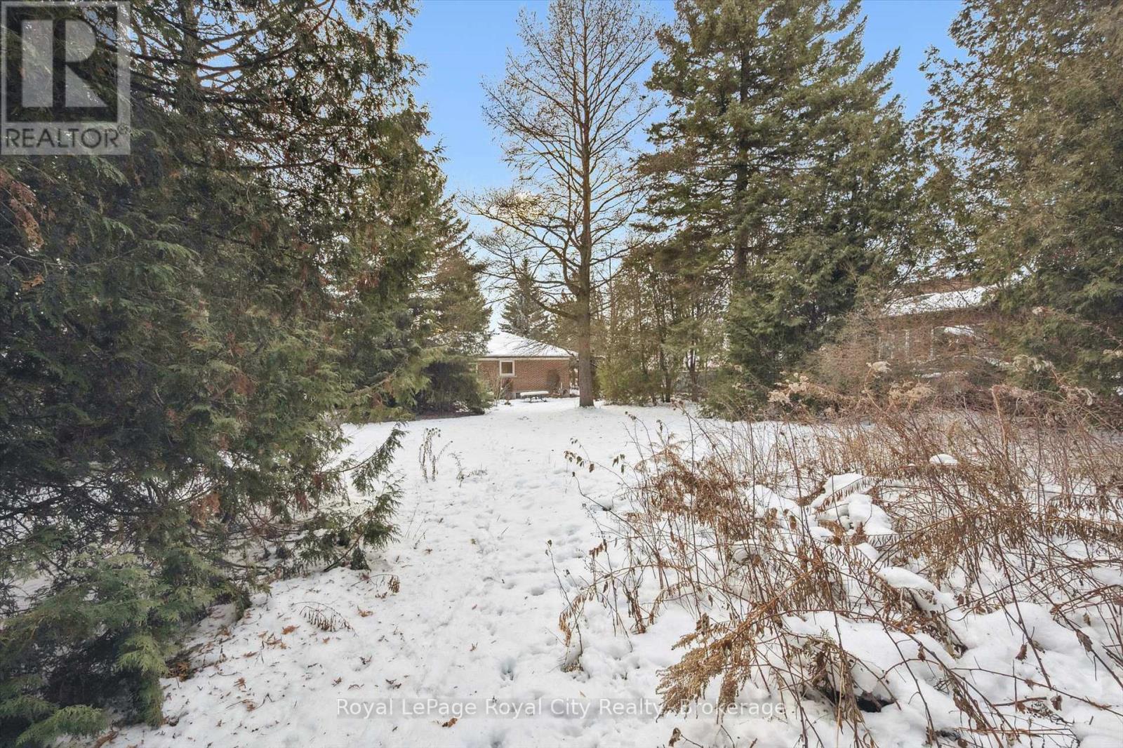 












107 WESTMOUNT ROAD

,
Guelph (Exhibition Park),




Ontario
N1H5J2

