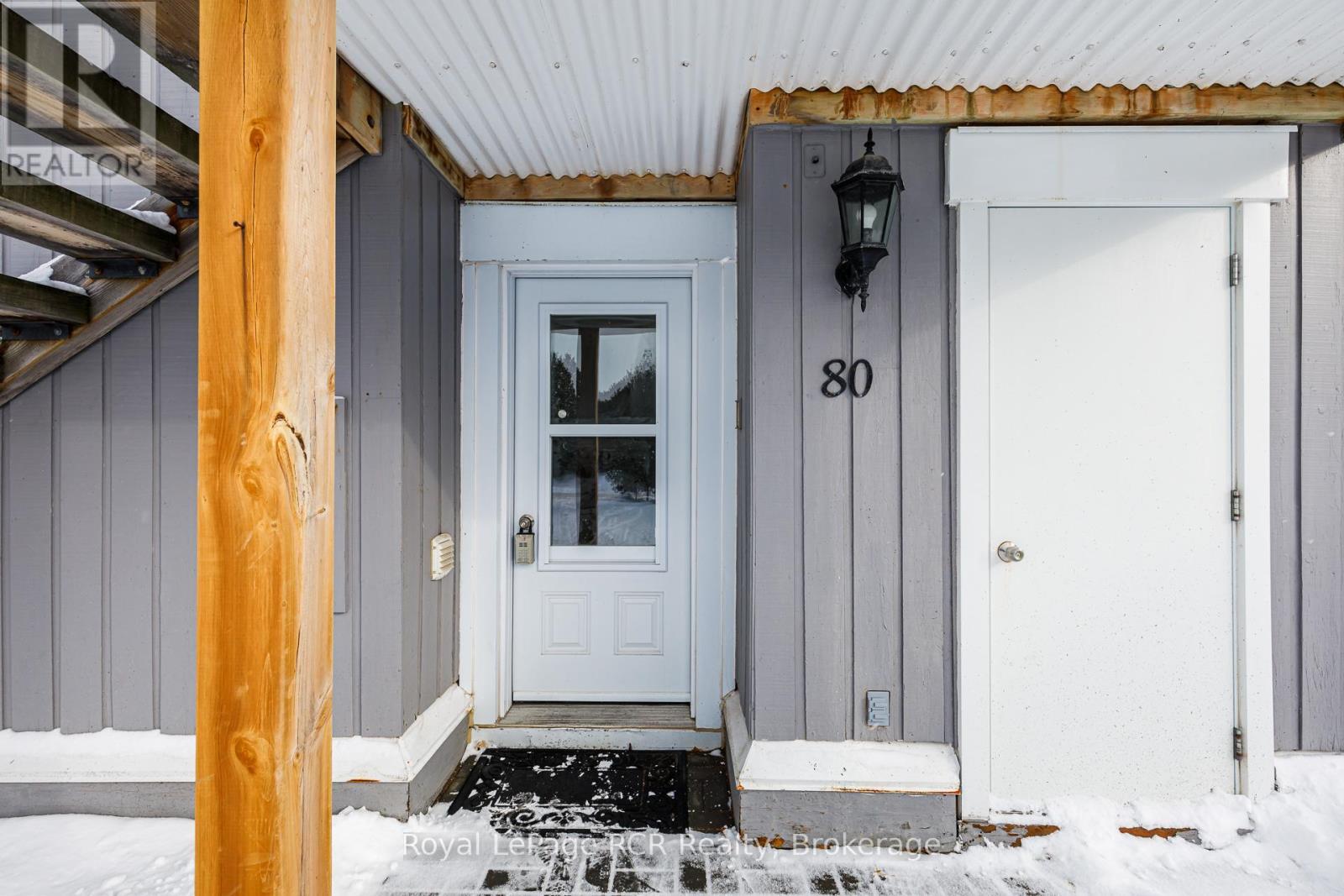 












80 - 21 DAWSON DRIVE

,
Collingwood,




Ontario
L9Y5B4

