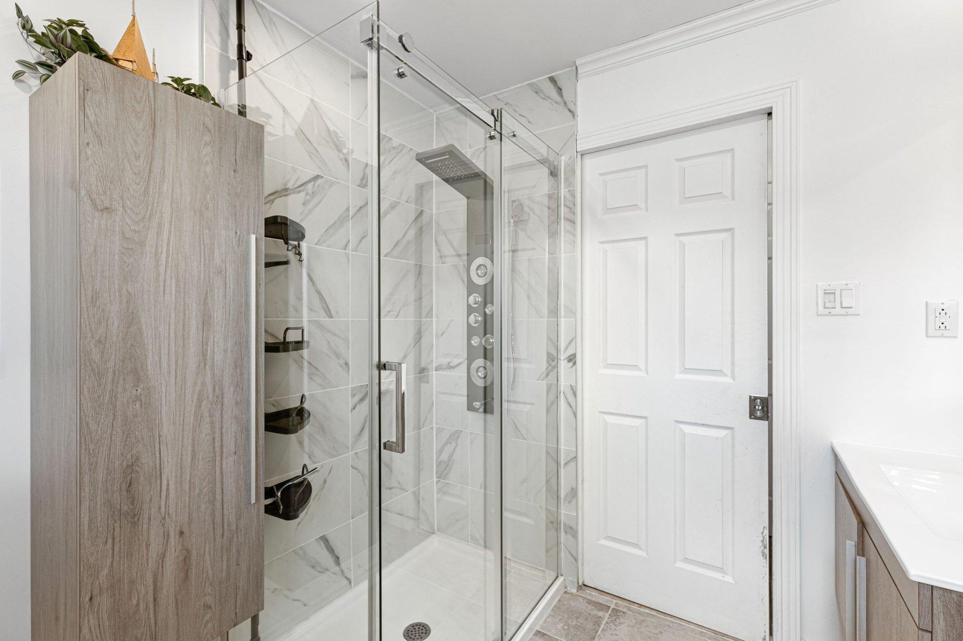 









2335


Rue Blain

,
Varennes,




QC
J3X1C6

