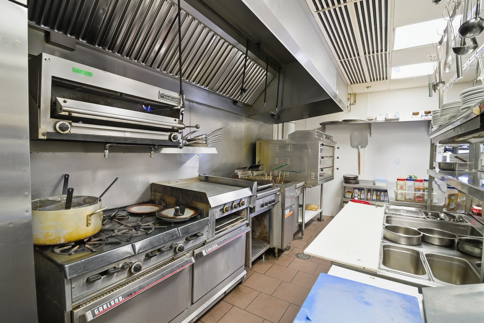 









815


Rue Jacques-Cartier

,
Gatineau (Gatineau),




QC
J8T0H2

