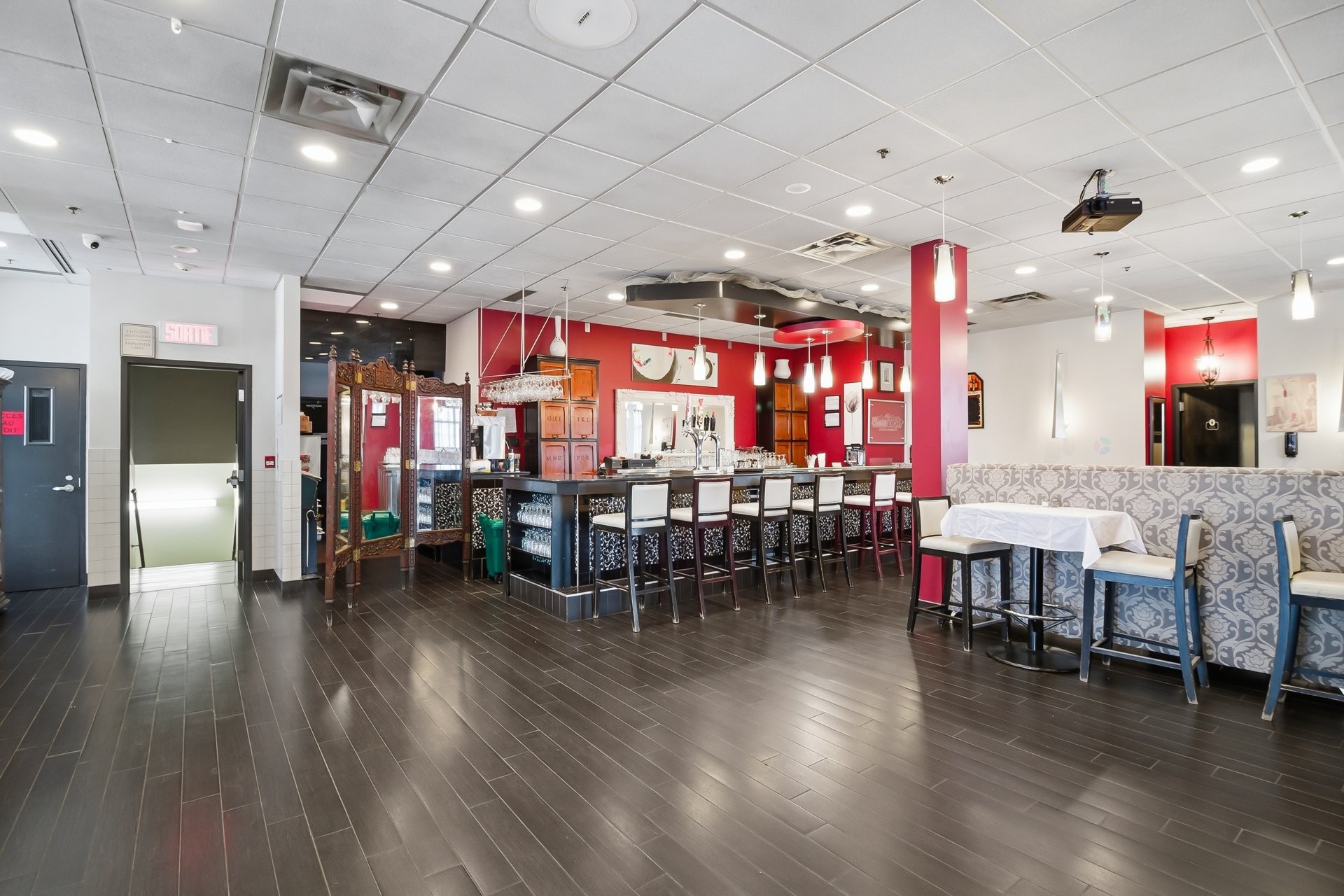 









815


Rue Jacques-Cartier

,
Gatineau (Gatineau),




QC
J8T0H2

