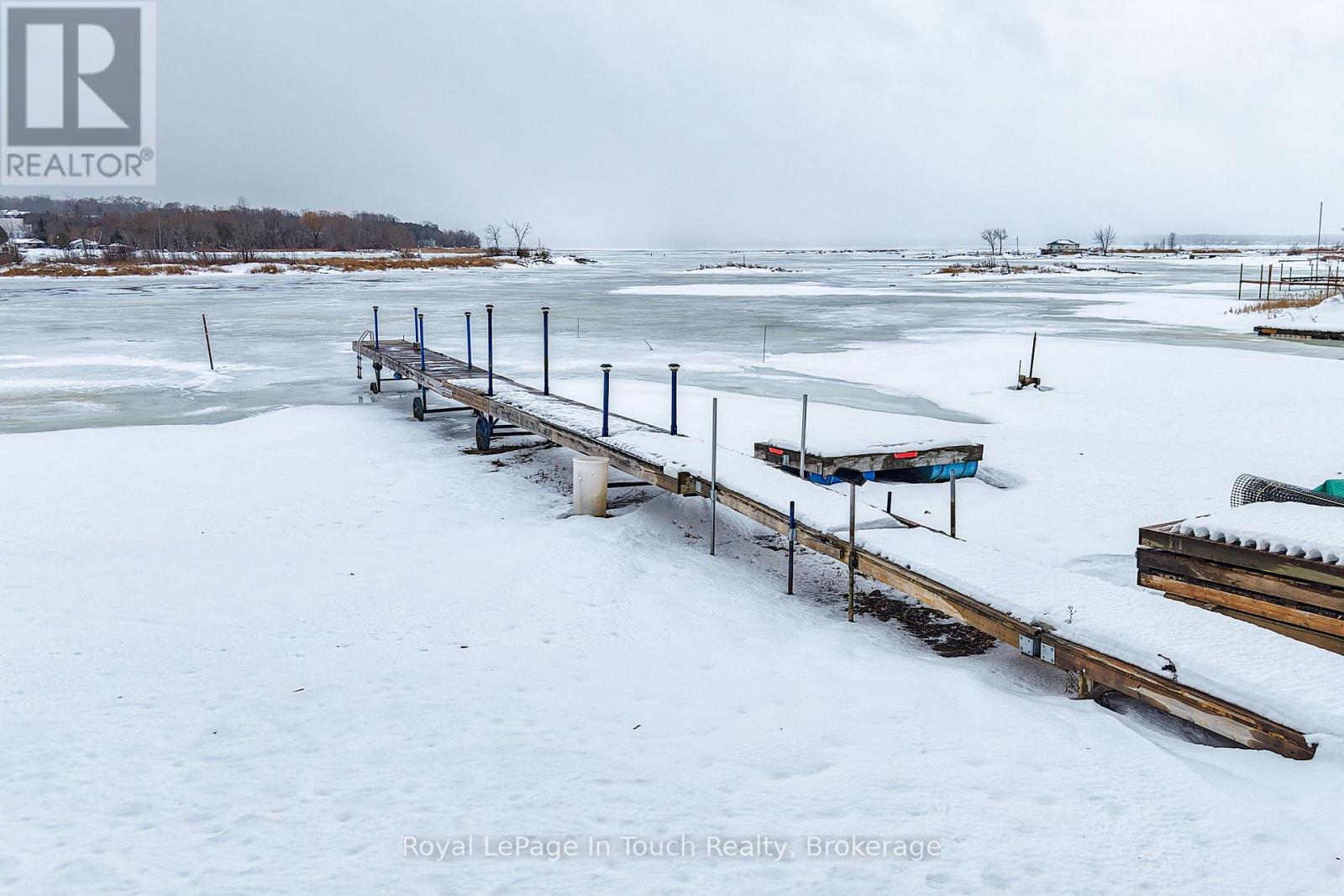 












166 DUCK BAY ROAD

,
Tay,




Ontario
L0K2C0

