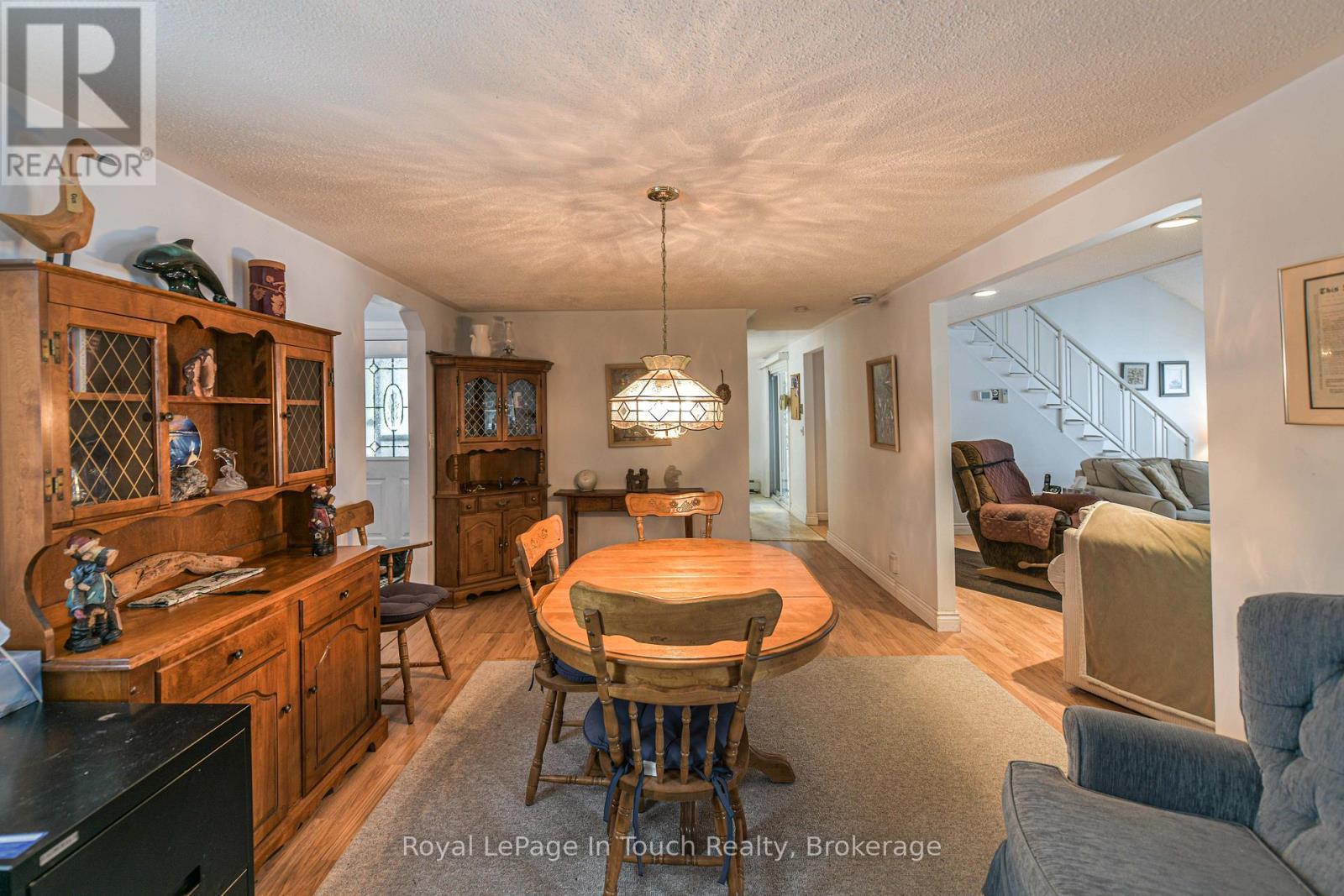 












166 DUCK BAY ROAD

,
Tay,




Ontario
L0K2C0

