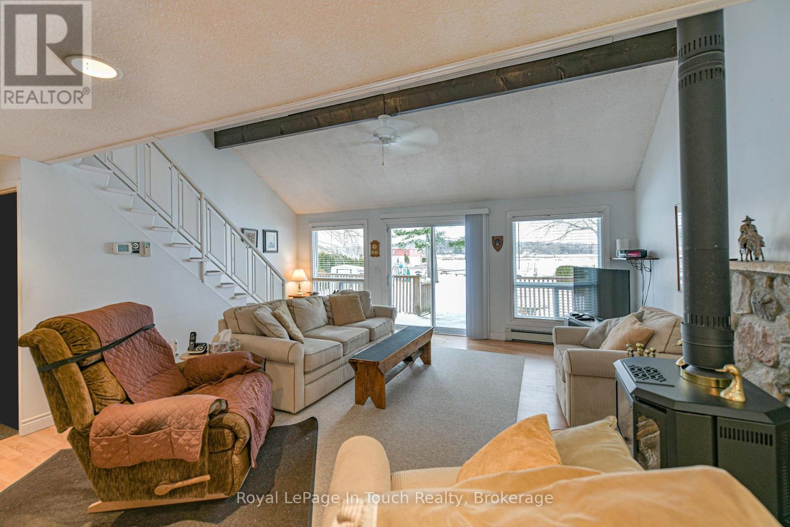 












166 DUCK BAY ROAD

,
Tay,




Ontario
L0K2C0

