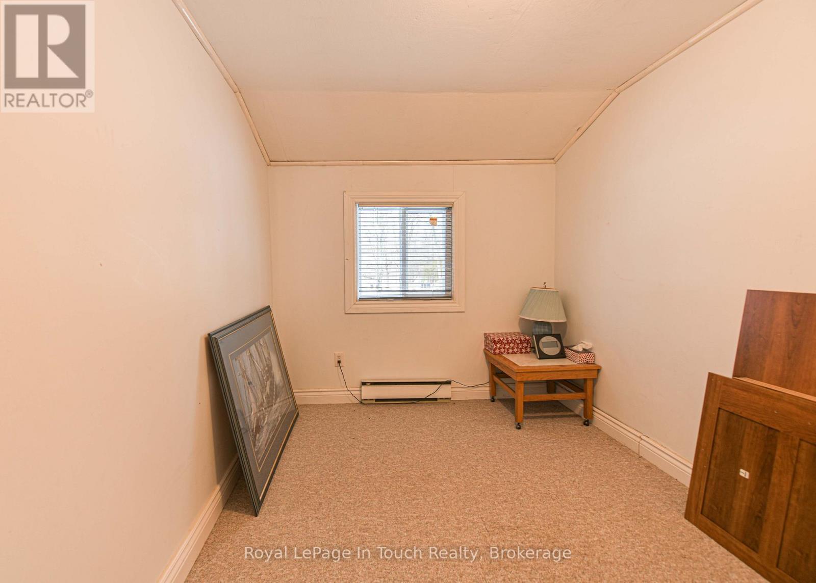 












166 DUCK BAY ROAD

,
Tay,




Ontario
L0K2C0

