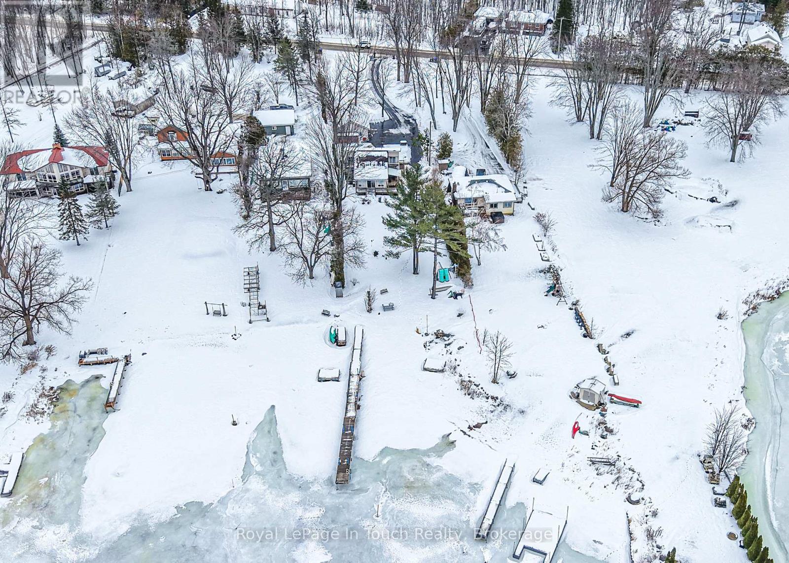 












166 DUCK BAY ROAD

,
Tay,




Ontario
L0K2C0

