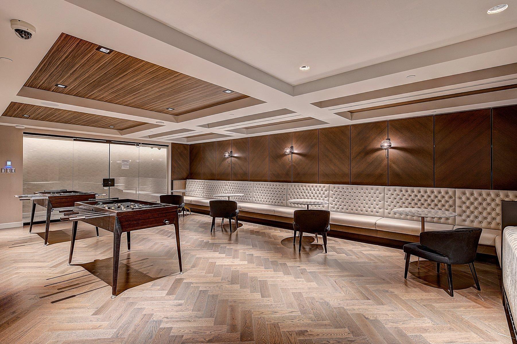 









1288


Rue St-Antoine O.

, 3104,
Montréal (Ville-Marie),




QC
H3C0X6

