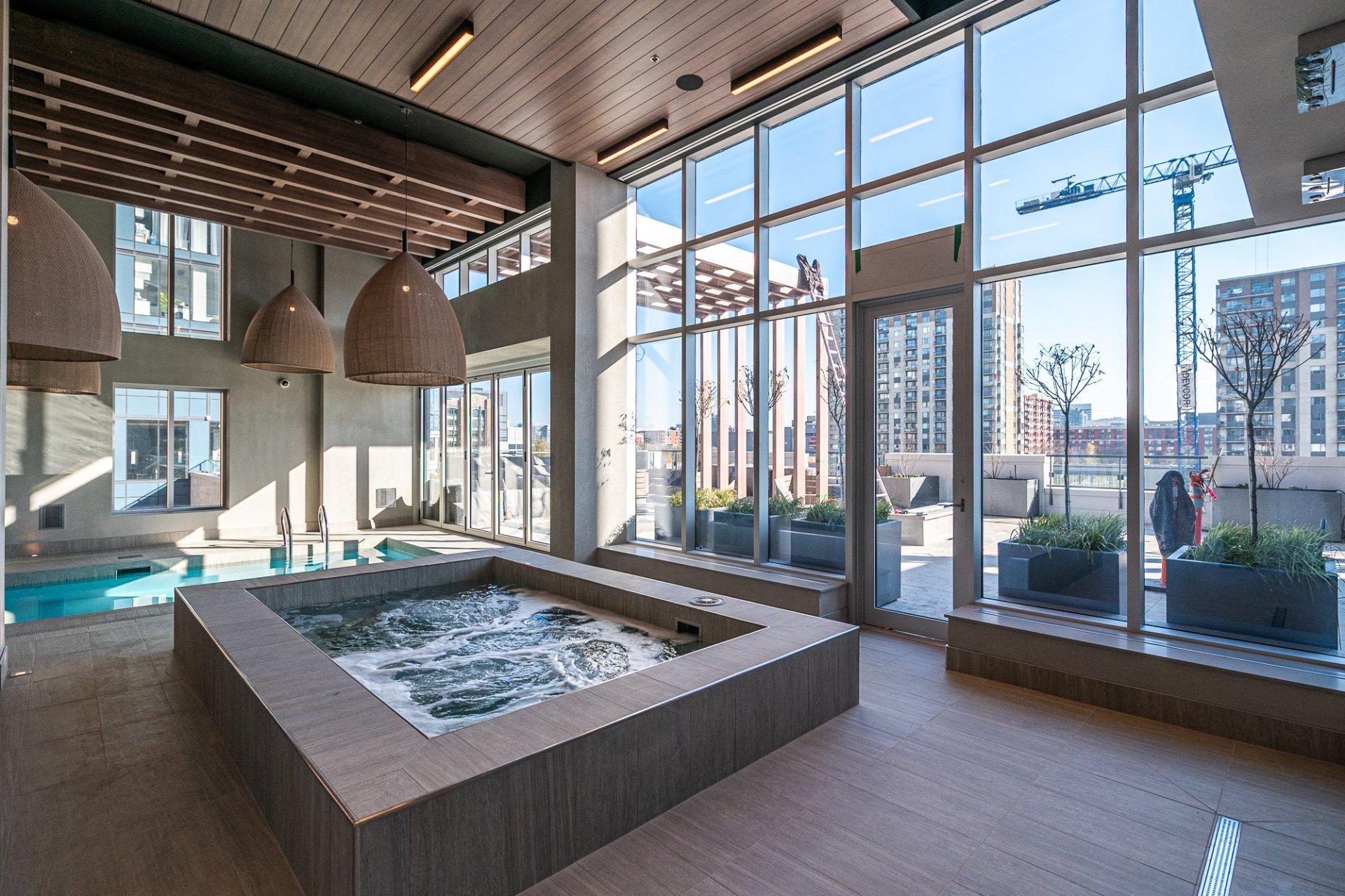 









1288


Rue St-Antoine O.

, 3104,
Montréal (Ville-Marie),




QC
H3C0X6

