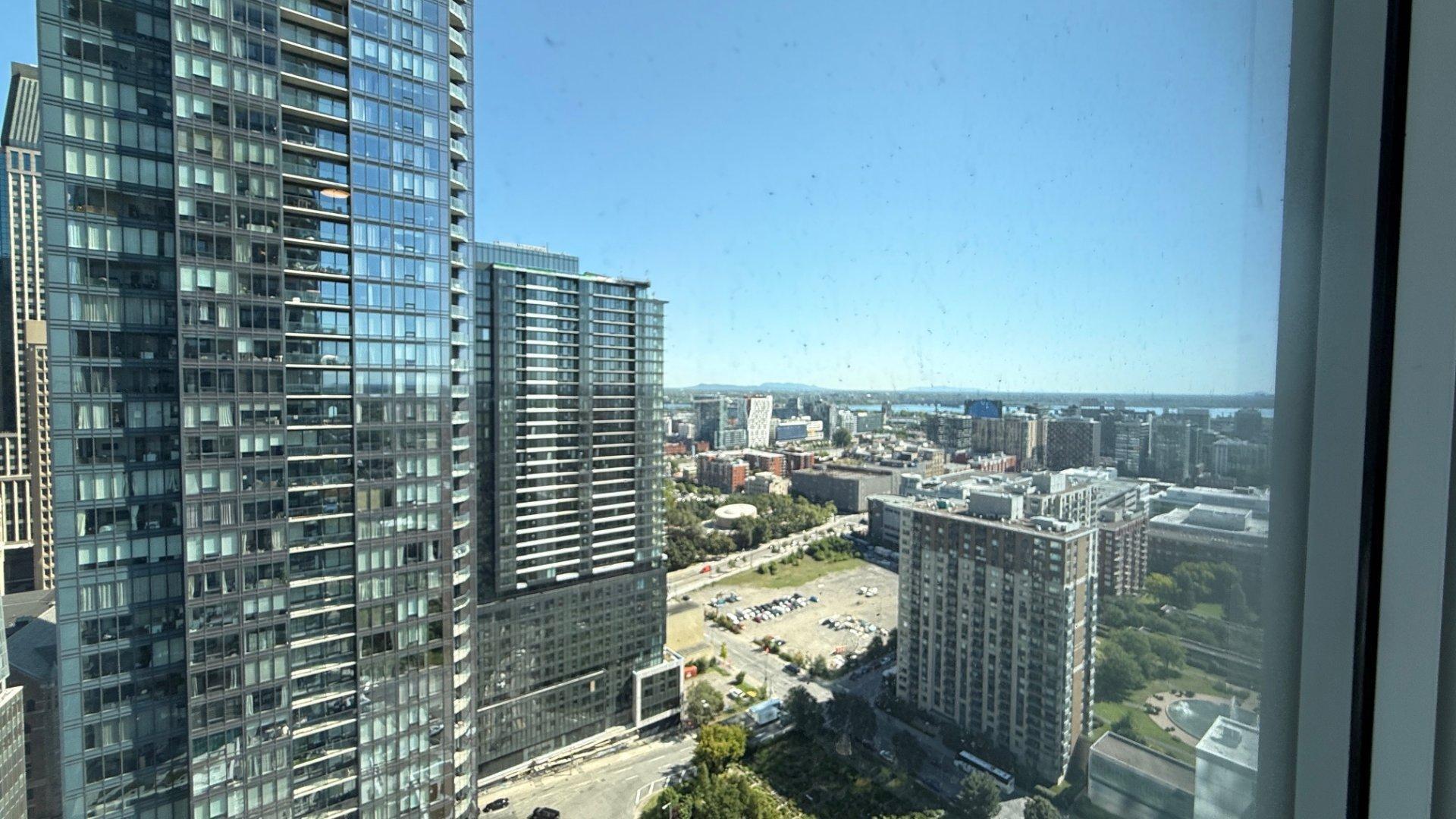 









1288


Rue St-Antoine O.

, 3104,
Montréal (Ville-Marie),




QC
H3C0X6

