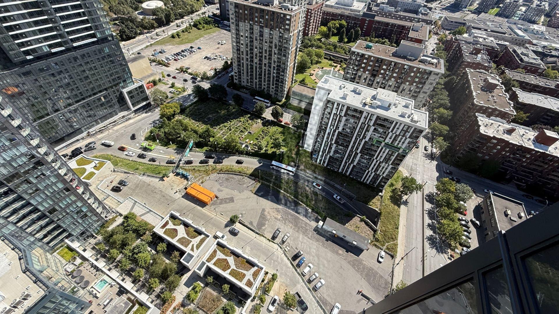 









1288


Rue St-Antoine O.

, 3104,
Montréal (Ville-Marie),




QC
H3C0X6

