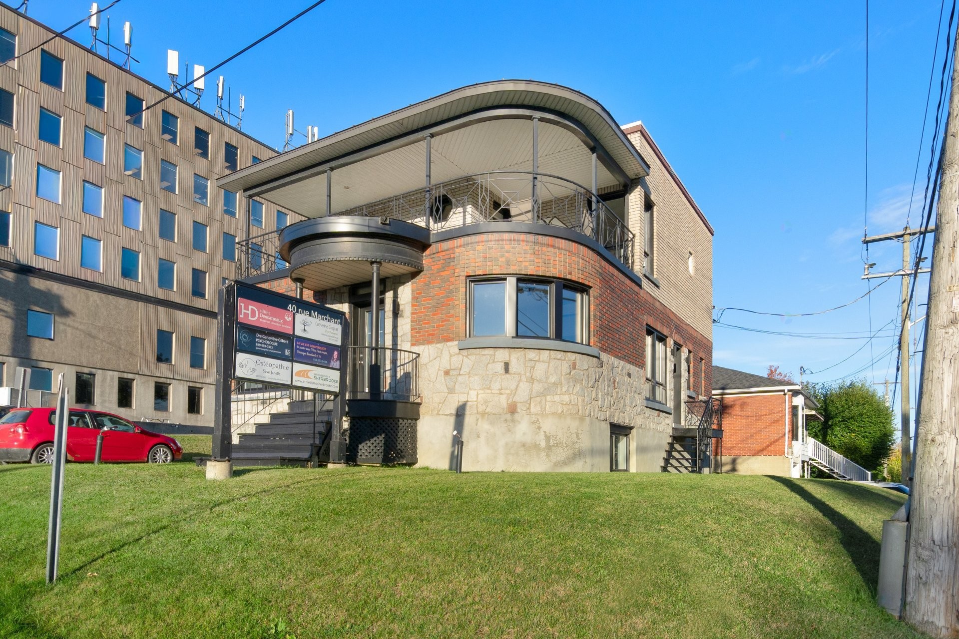 









40


Rue Marchant

,
Sherbrooke (Les Nations),




QC
J1E3E3

