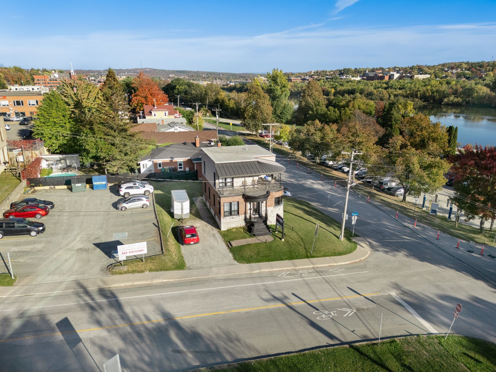 









40


Rue Marchant

,
Sherbrooke (Les Nations),




QC
J1E3E3

