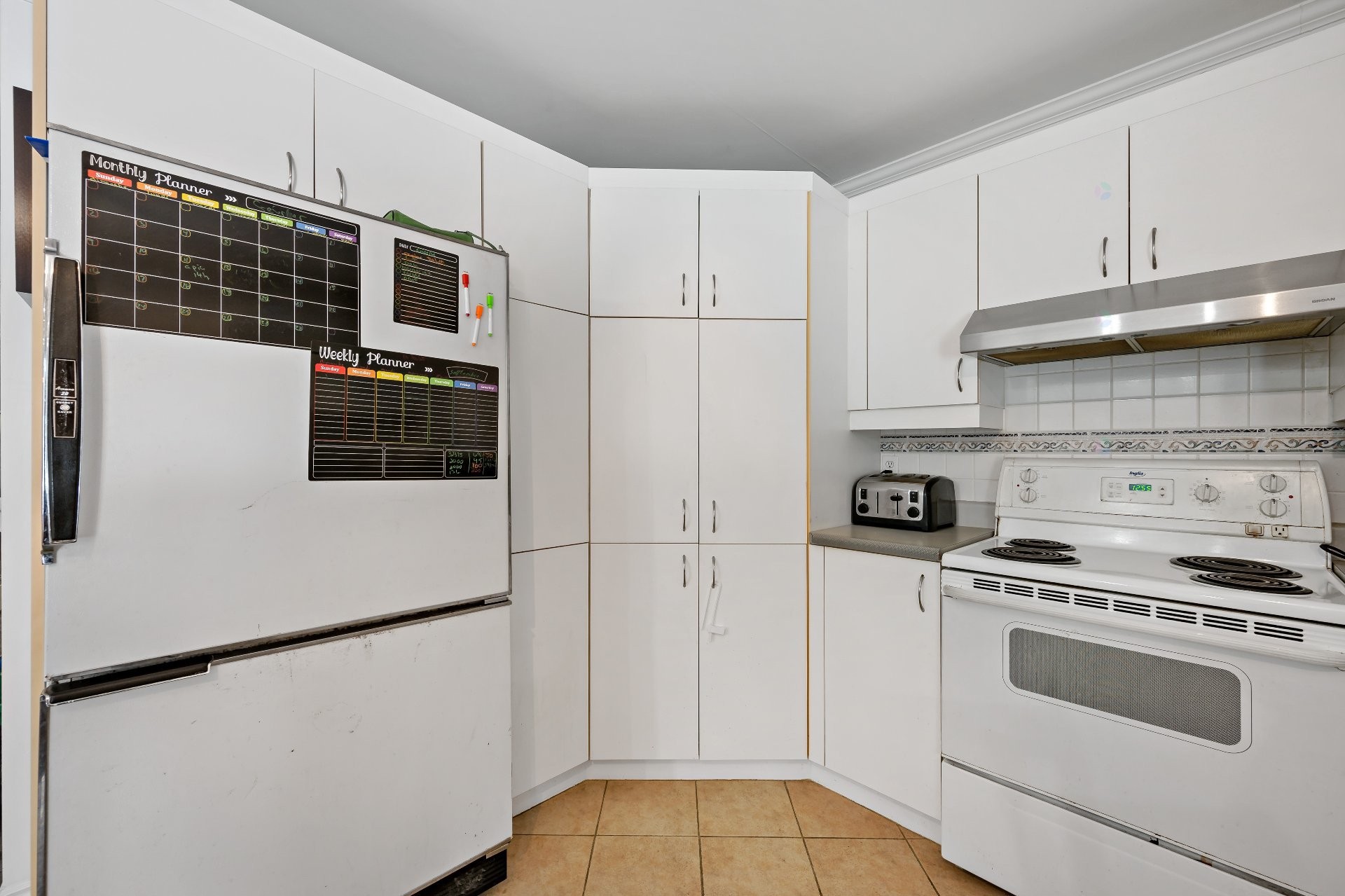 









1208


Rue Bellevue

, 1,
Mont-Blanc,




QC
J0T1J3

