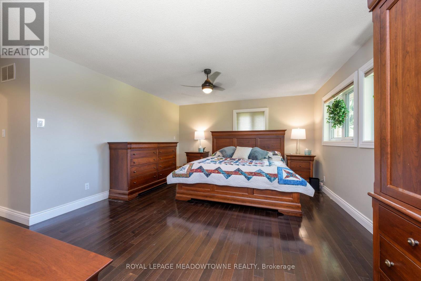 












1 CASSIDY LANE

,
Caledon,




Ontario
L7C1P5

