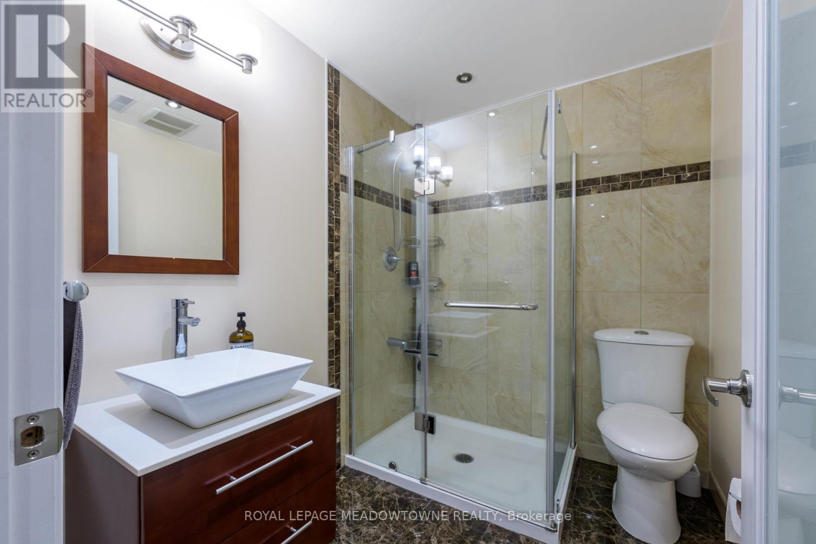 












1 CASSIDY LANE

,
Caledon,




Ontario
L7C1P5

