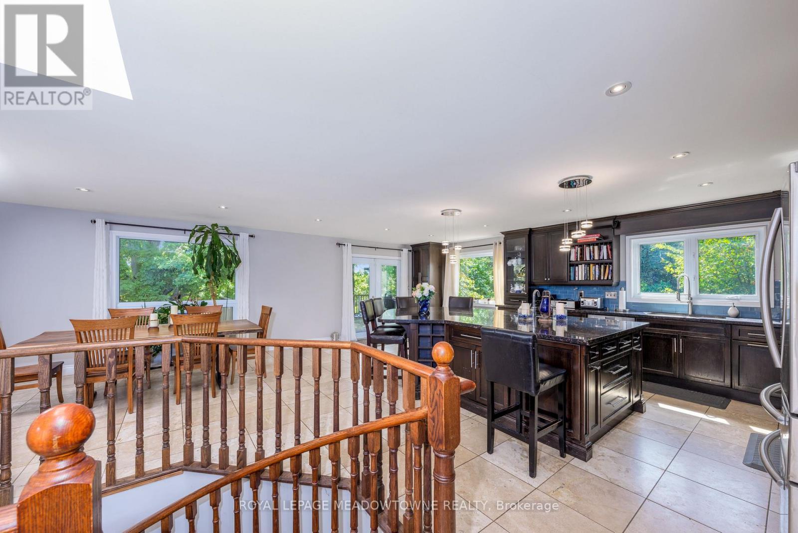 












1 CASSIDY LANE

,
Caledon,




Ontario
L7C1P5

