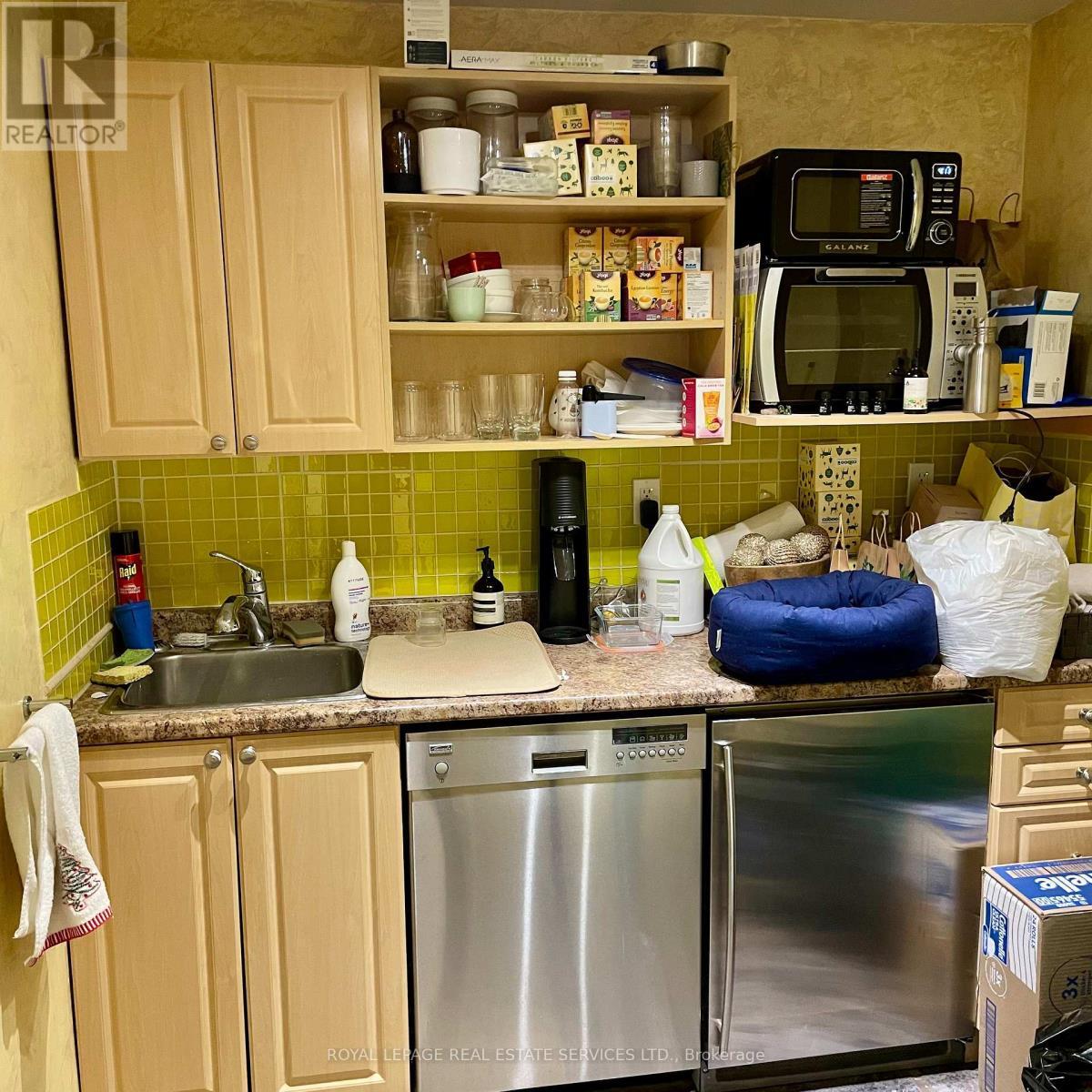 












LOWER - 80 SCOLLARD STREET W

,
Toronto,




Ontario
M5R1G2

