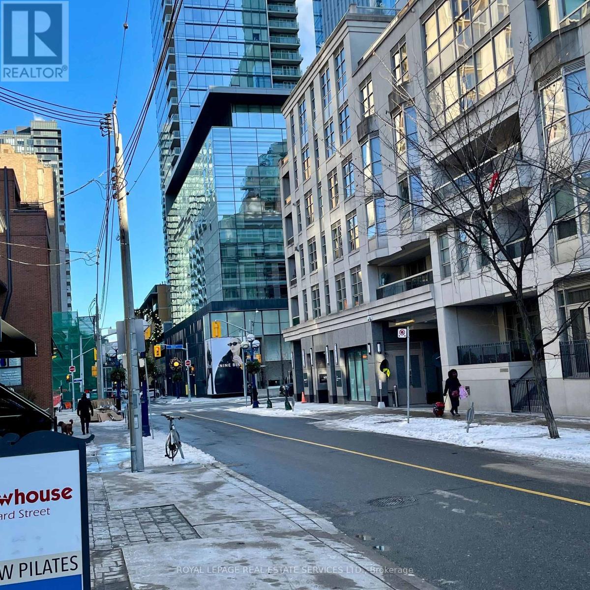 












LOWER - 80 SCOLLARD STREET W

,
Toronto,




Ontario
M5R1G2

