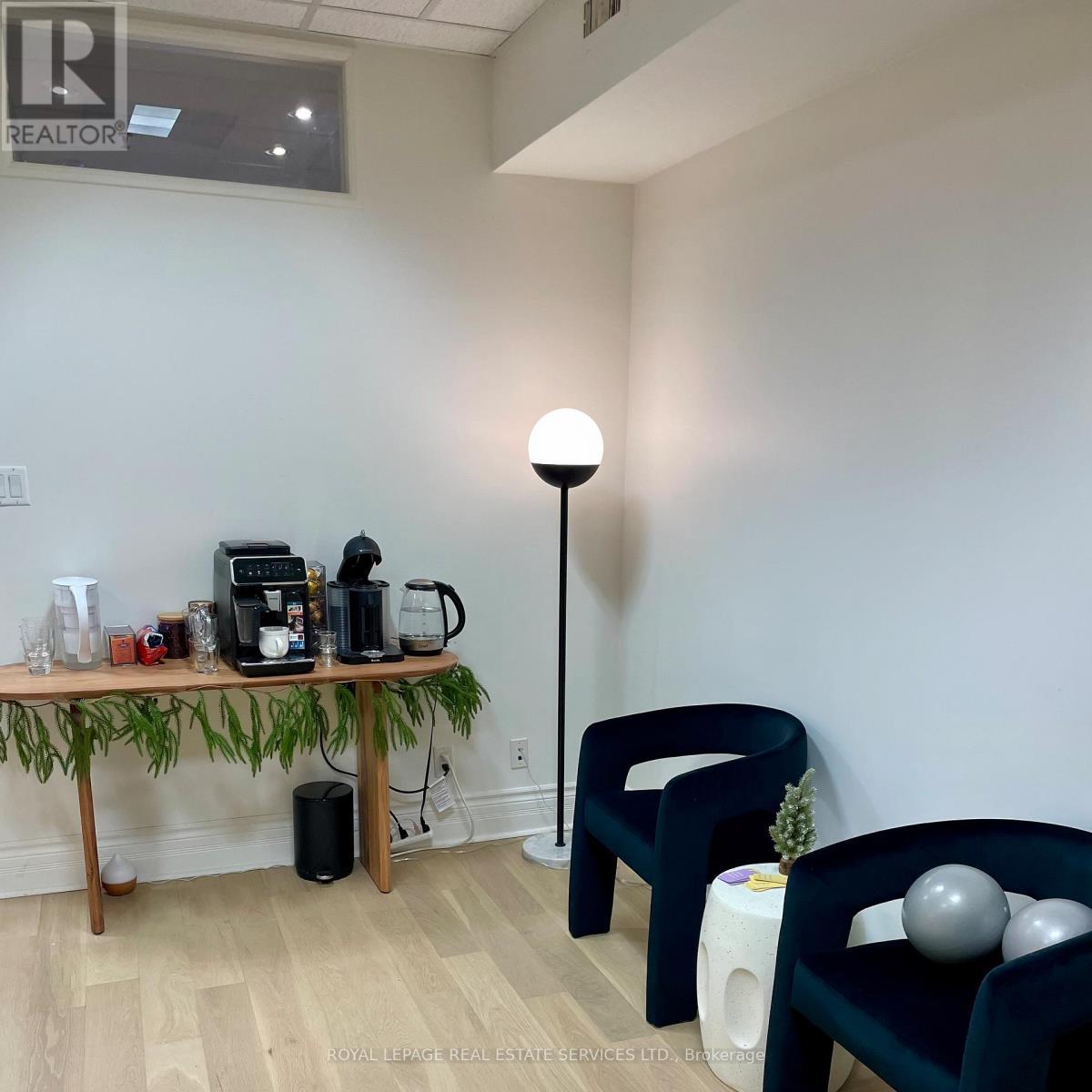 












LOWER - 80 SCOLLARD STREET W

,
Toronto,




Ontario
M5R1G2

