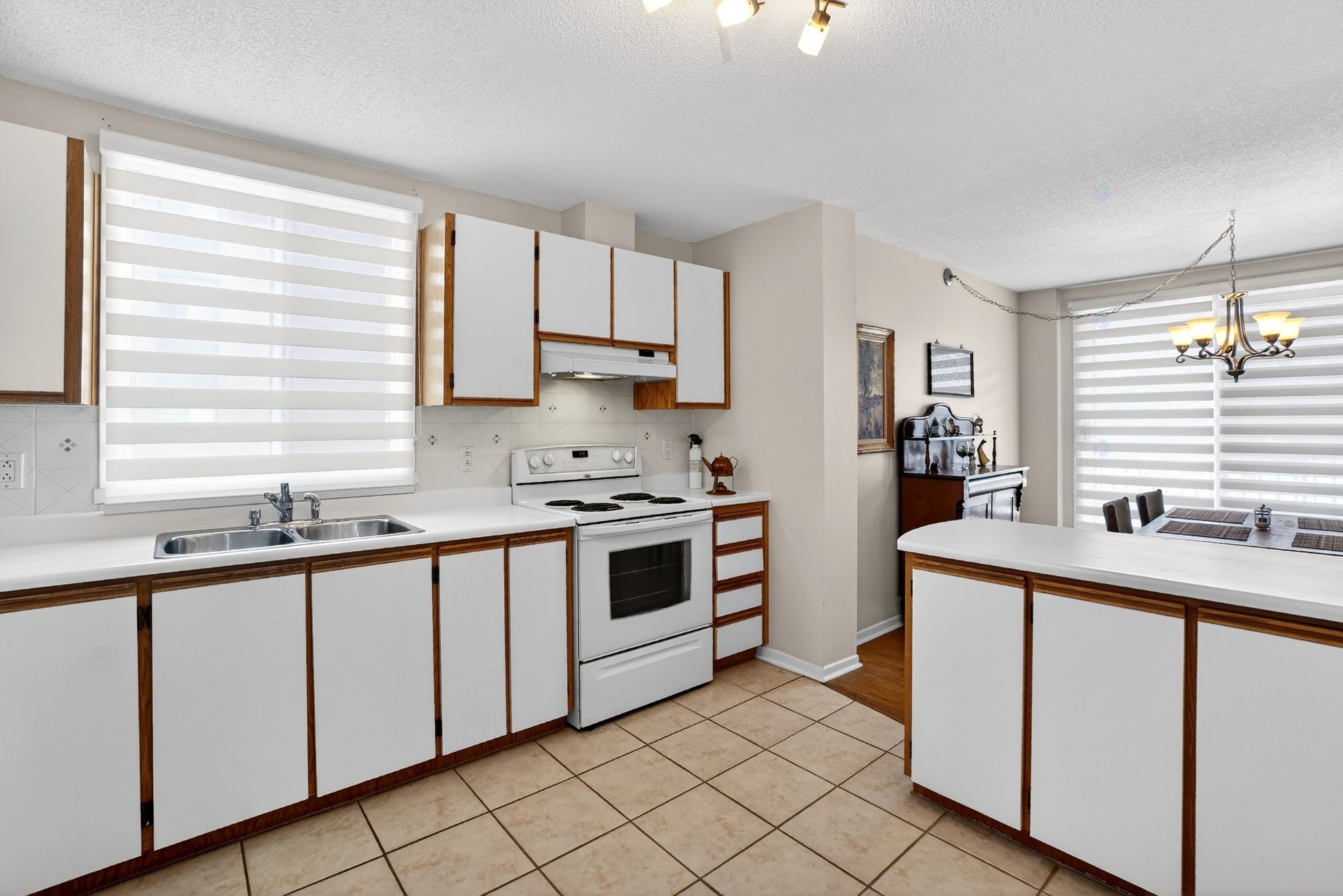 









14609


Rue Aumais

, 1,
Montréal (Pierrefonds-Roxboro),




QC
H9H4X3

