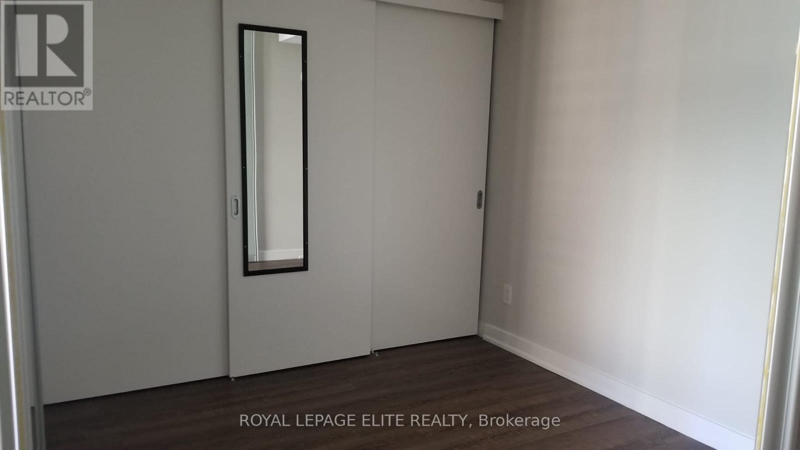 












1211 - 110 CHARLES STREET E

,
Toronto,




Ontario
M4Y1T5

