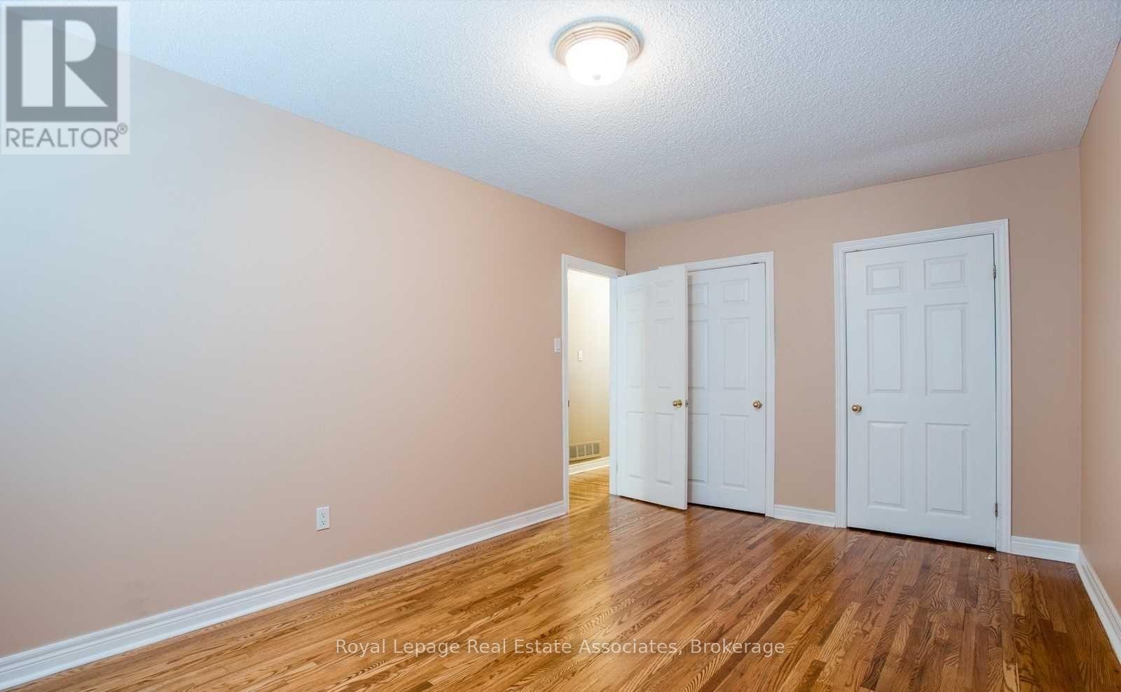 












UPPER - 9 WILTON DRIVE

,
Brampton,




Ontario
L6W2Z9

