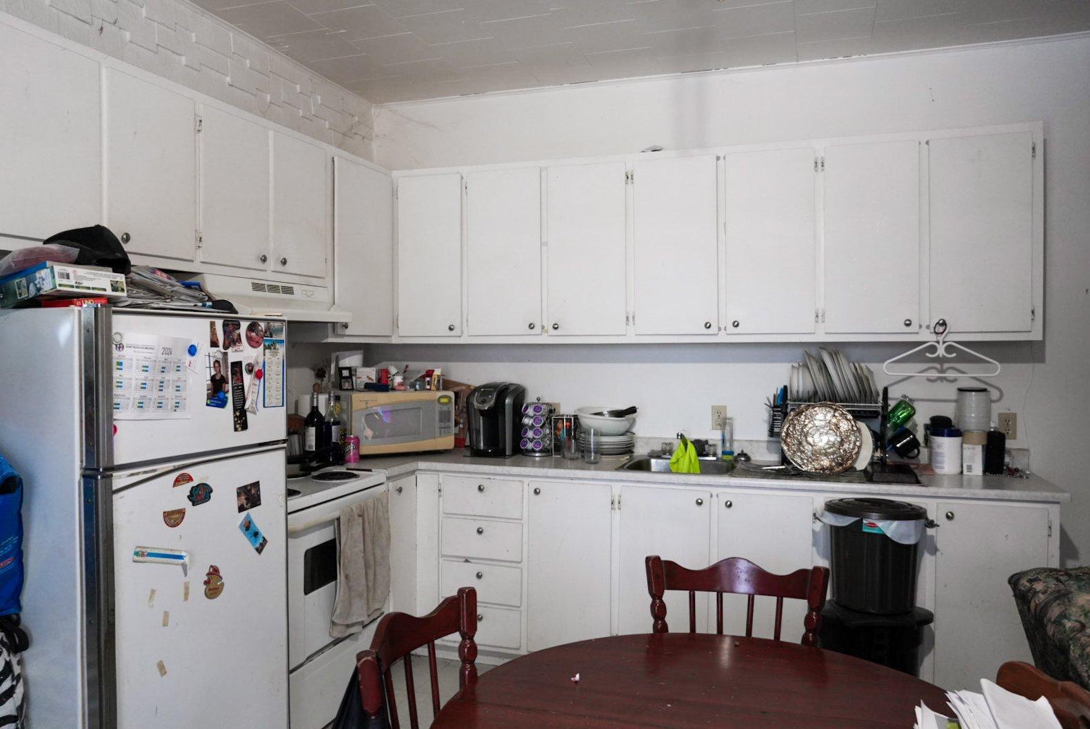 









1100


Route Ducharme

,
Saint-Roch-de-Mékinac,




QC
G0X3G0

