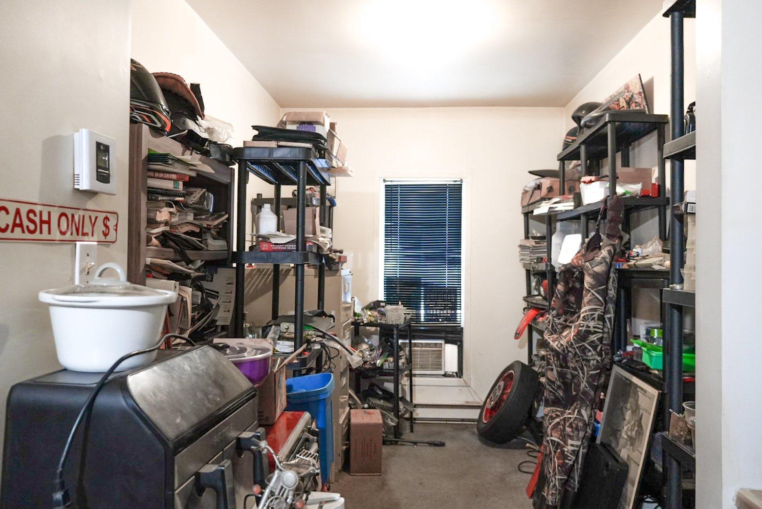 









1100


Route Ducharme

,
Saint-Roch-de-Mékinac,




QC
G0X3G0

