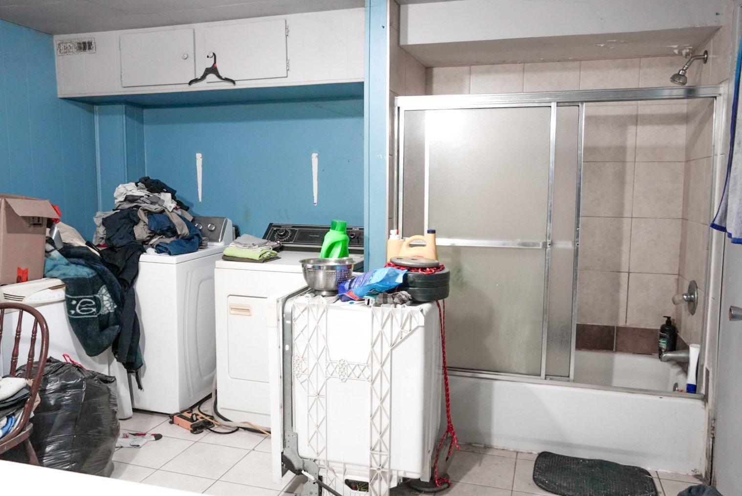 









1100


Route Ducharme

,
Saint-Roch-de-Mékinac,




QC
G0X3G0

