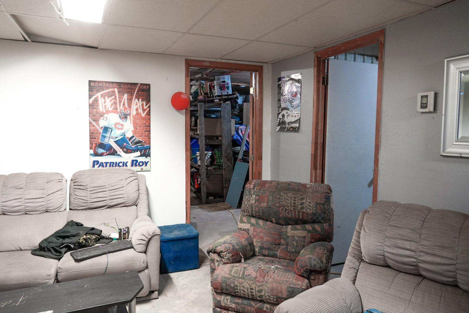 









1100


Route Ducharme

,
Saint-Roch-de-Mékinac,




QC
G0X3G0

