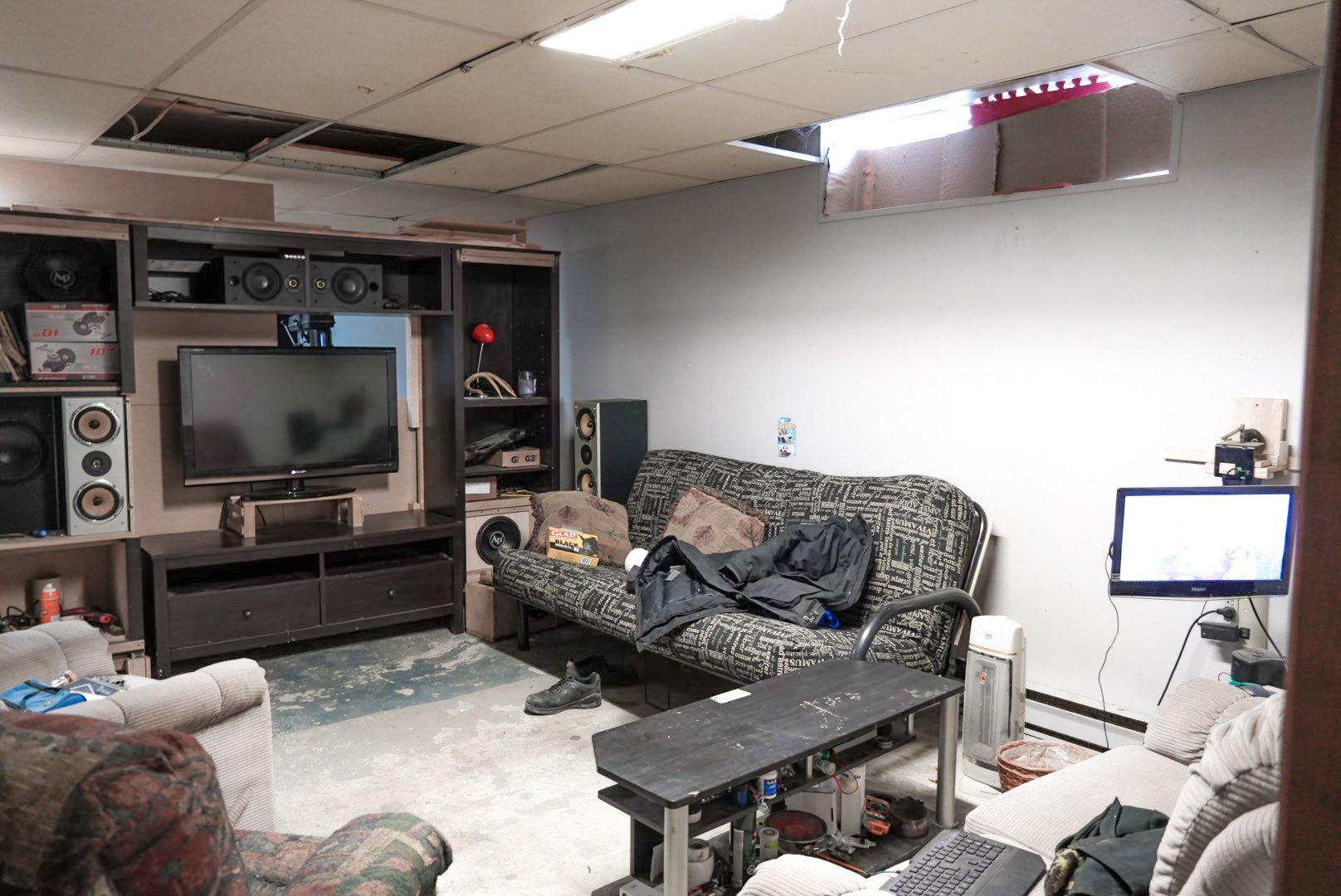 









1100


Route Ducharme

,
Saint-Roch-de-Mékinac,




QC
G0X3G0

