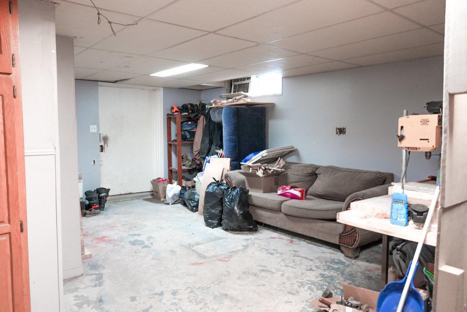 









1100


Route Ducharme

,
Saint-Roch-de-Mékinac,




QC
G0X3G0

